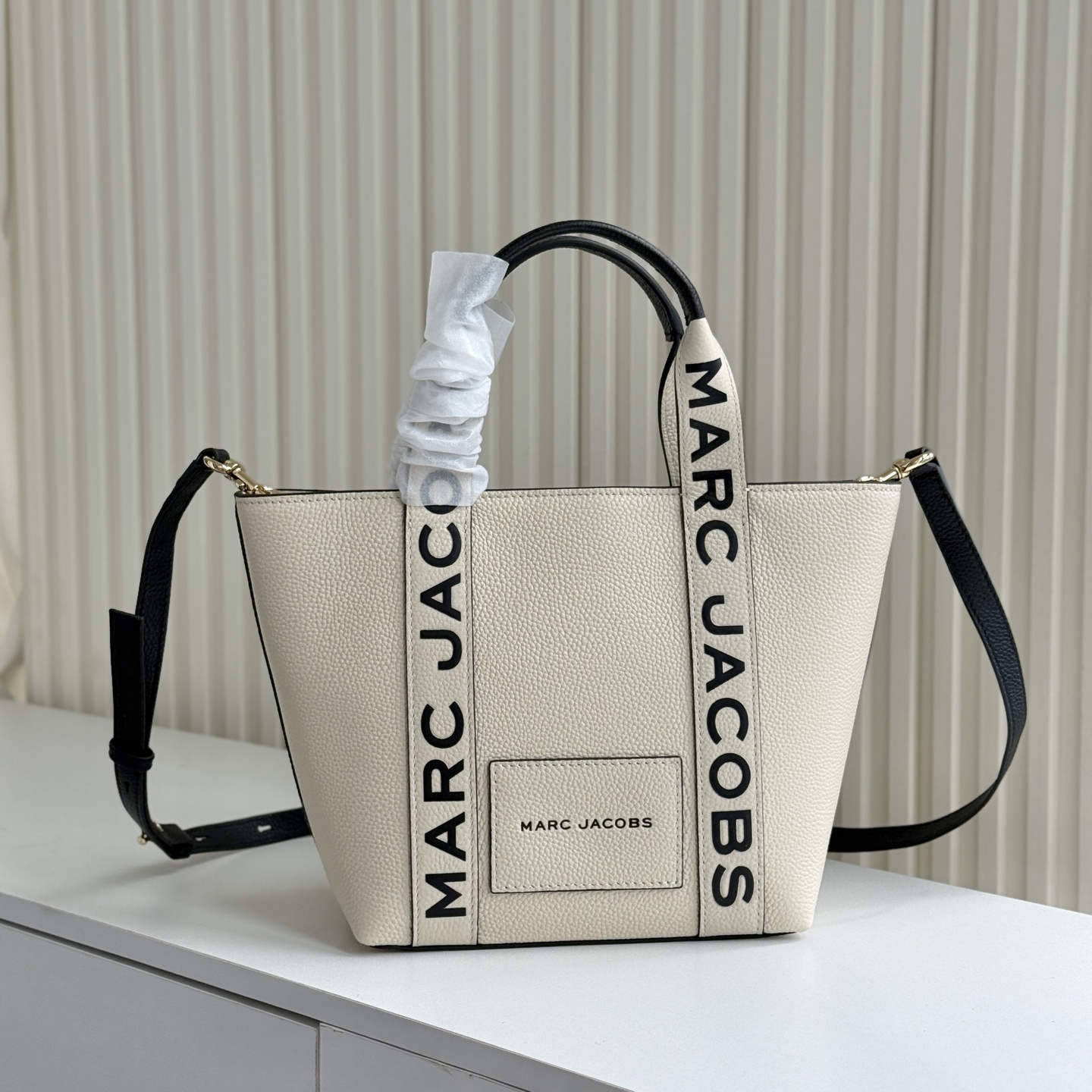 Marc Jacobs ～MJ 牛皮菜篮子包小号 可斜挎