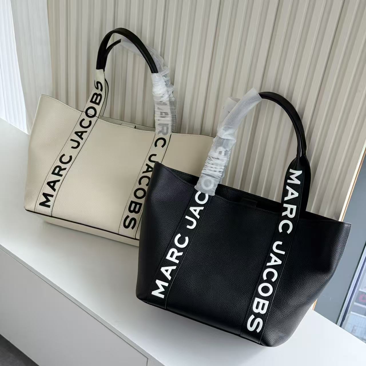 Marc Jacobs ～MORC JACOBS 莫杰 大号手提公文包 通勤包