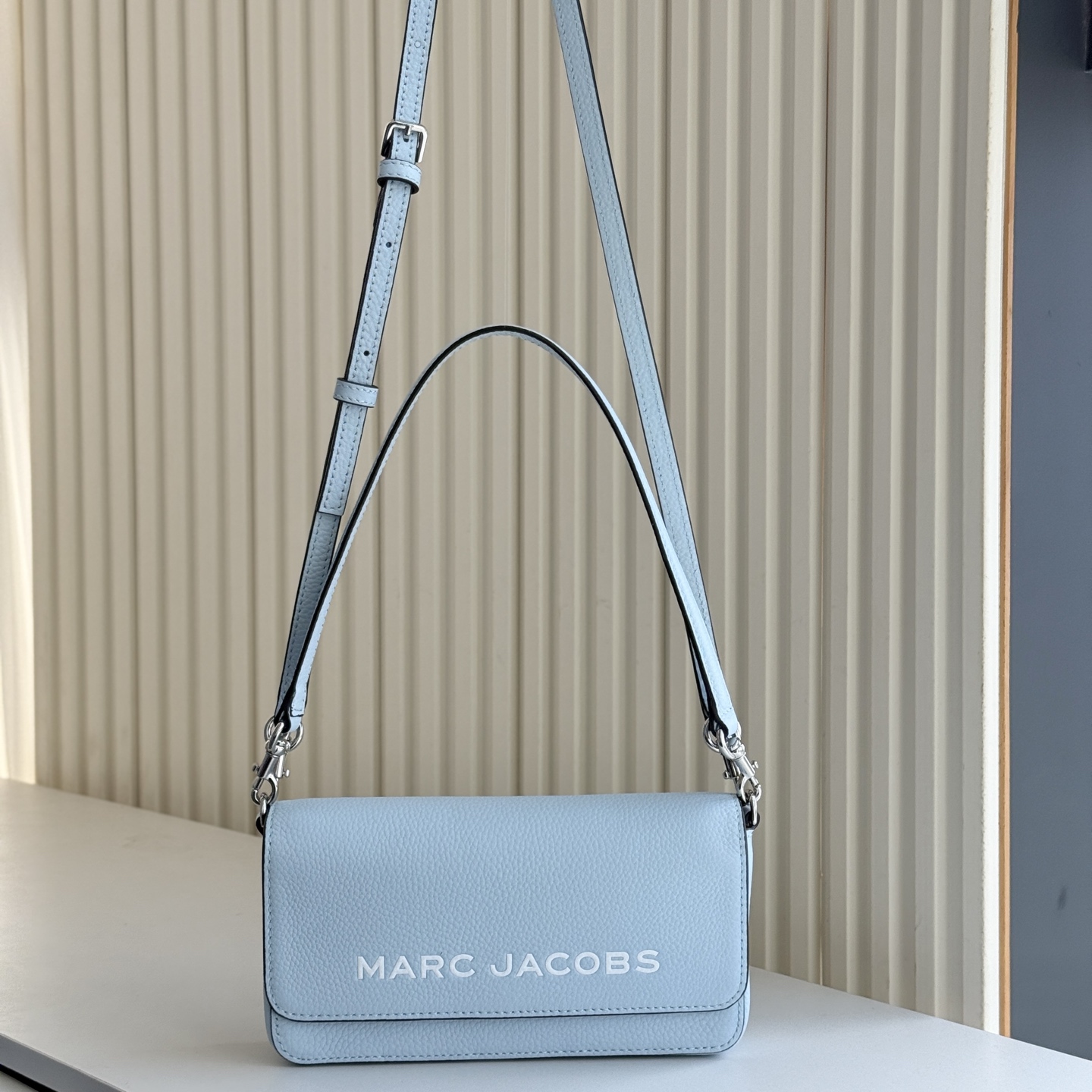 Marc Jacobs MJ 信封包 斜挎包 手提包双肩带设计简单实用
