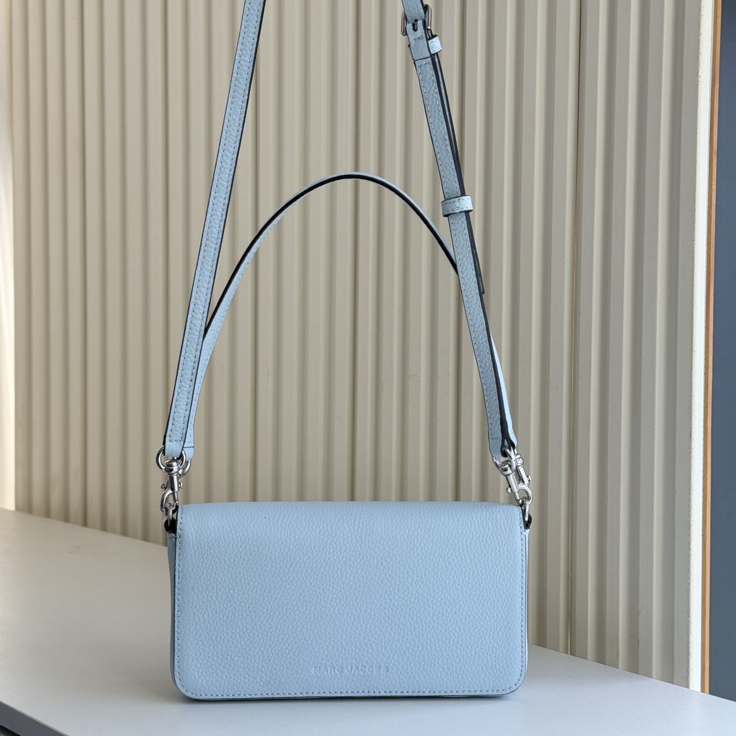 Marc Jacobs MJ 信封包 斜挎包 手提包双肩带设计简单实用