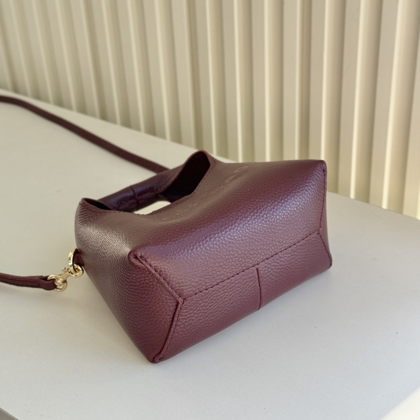 Marc Jacobs MARC JACOBS/莫杰 SACK 迷你 荔枝纹牛皮斜挎包 手拿包 3色