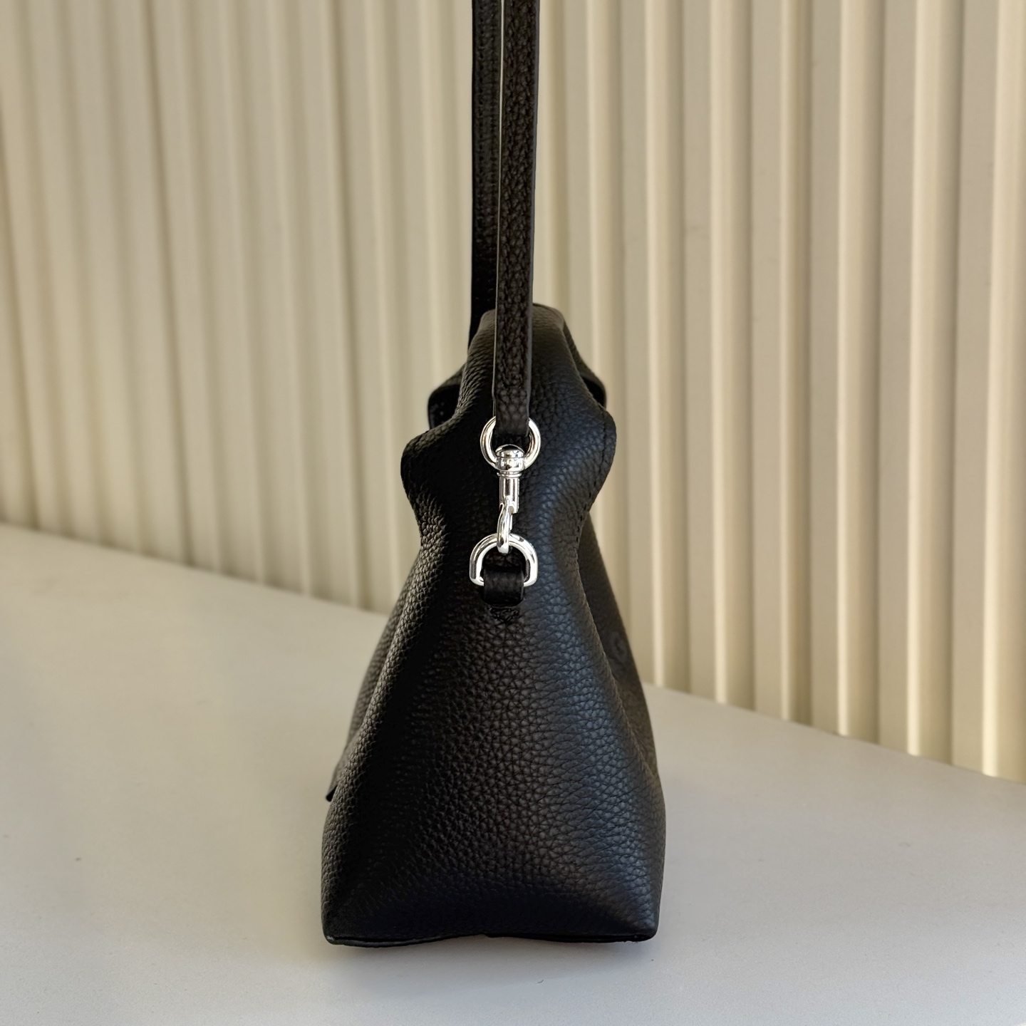 Marc Jacobs MARC JACOBS/莫杰 SACK 迷你 荔枝纹牛皮斜挎包 手拿包 3色
