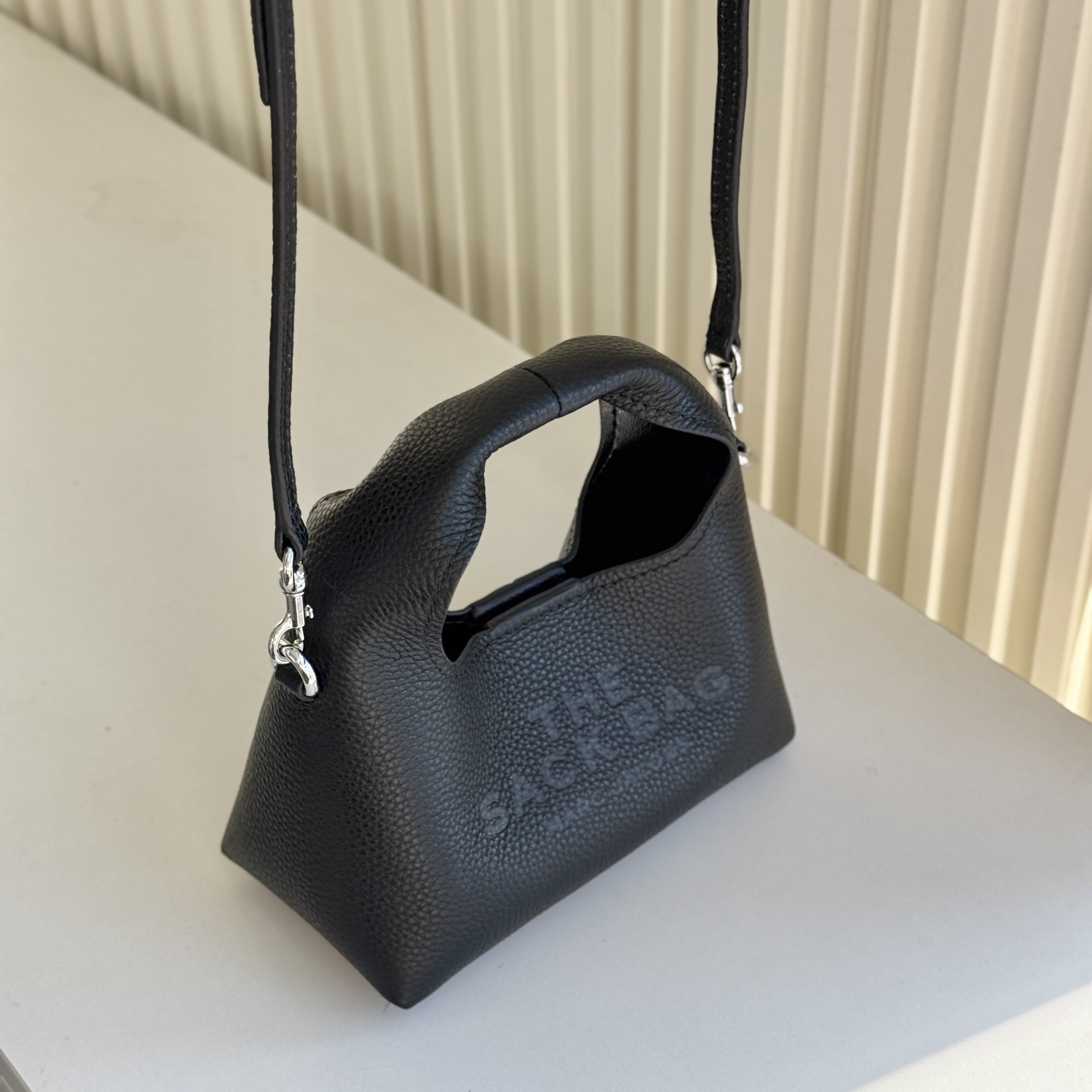 Marc Jacobs MARC JACOBS/莫杰 SACK 迷你 荔枝纹牛皮斜挎包 手拿包 3色