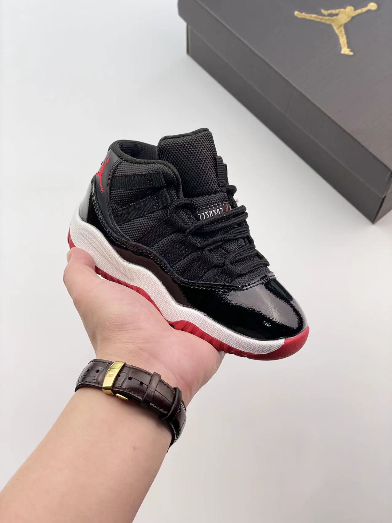 图片[2]-🈴乔11高帮儿童板鞋🌟 22-37码 入秋高帮板鞋安排起来💫小盆友要时尚当然也要穿得舒服，穿一次就沦陷，拼色百搭，想怎么搭都有型柔韧软底，轻松玩耍和一整天-选品中心