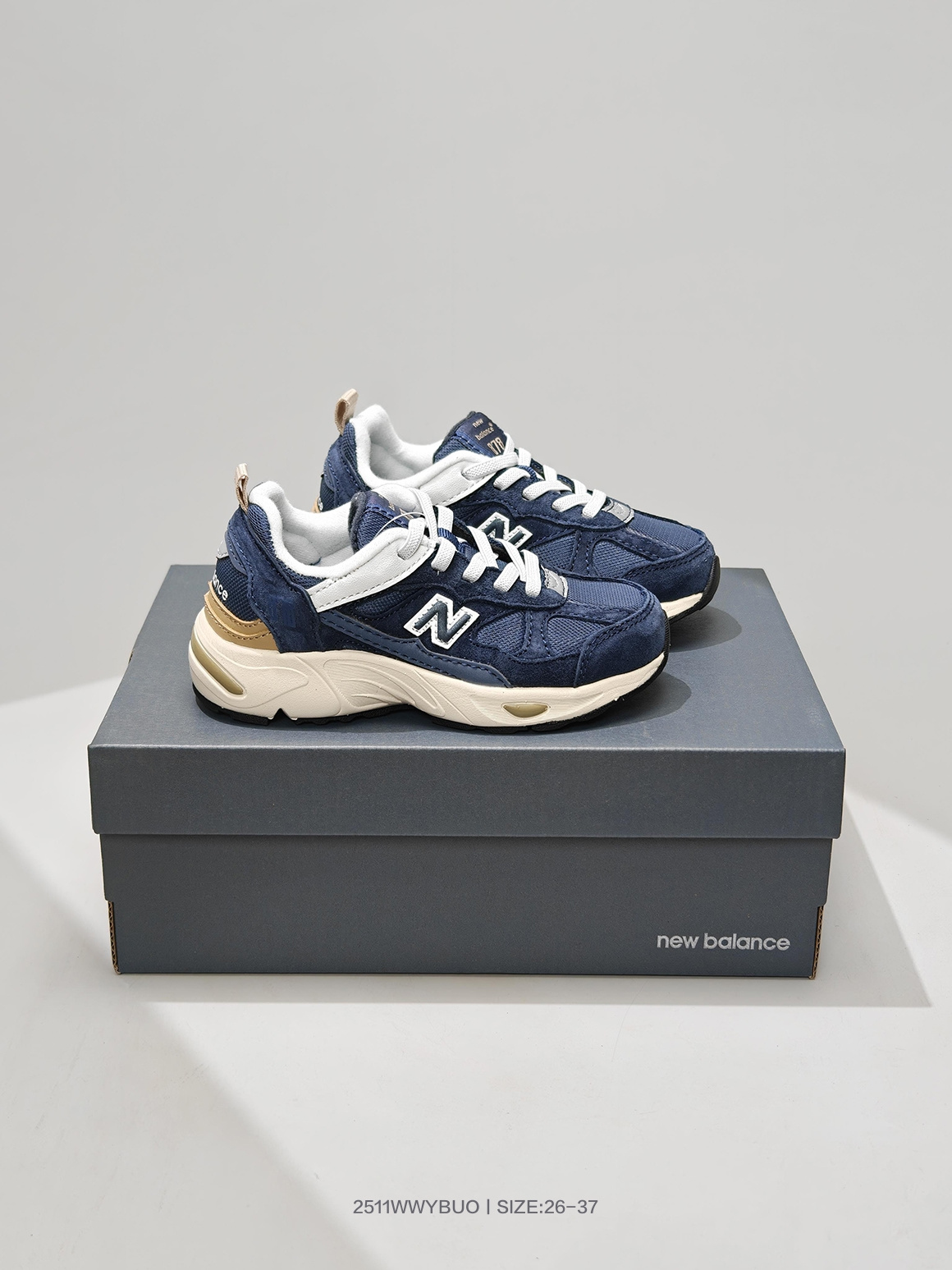 🈴 童鞋！新百伦 NEW BALANCE NB 878 复古 格雷系列 织物人造革 低帮儿童运动鞋 PV878BSA 尺码：26 27 28 29 30 31 32 33 34 35 36 37-选品中心