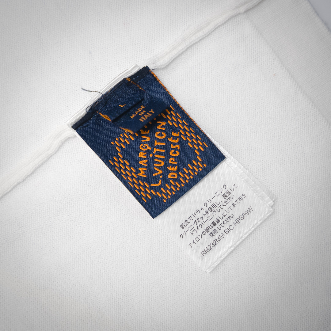 LOUIS VUITTON/路易威登LV 25ss黄色胸标贴饰浮雕压花皮章短袖