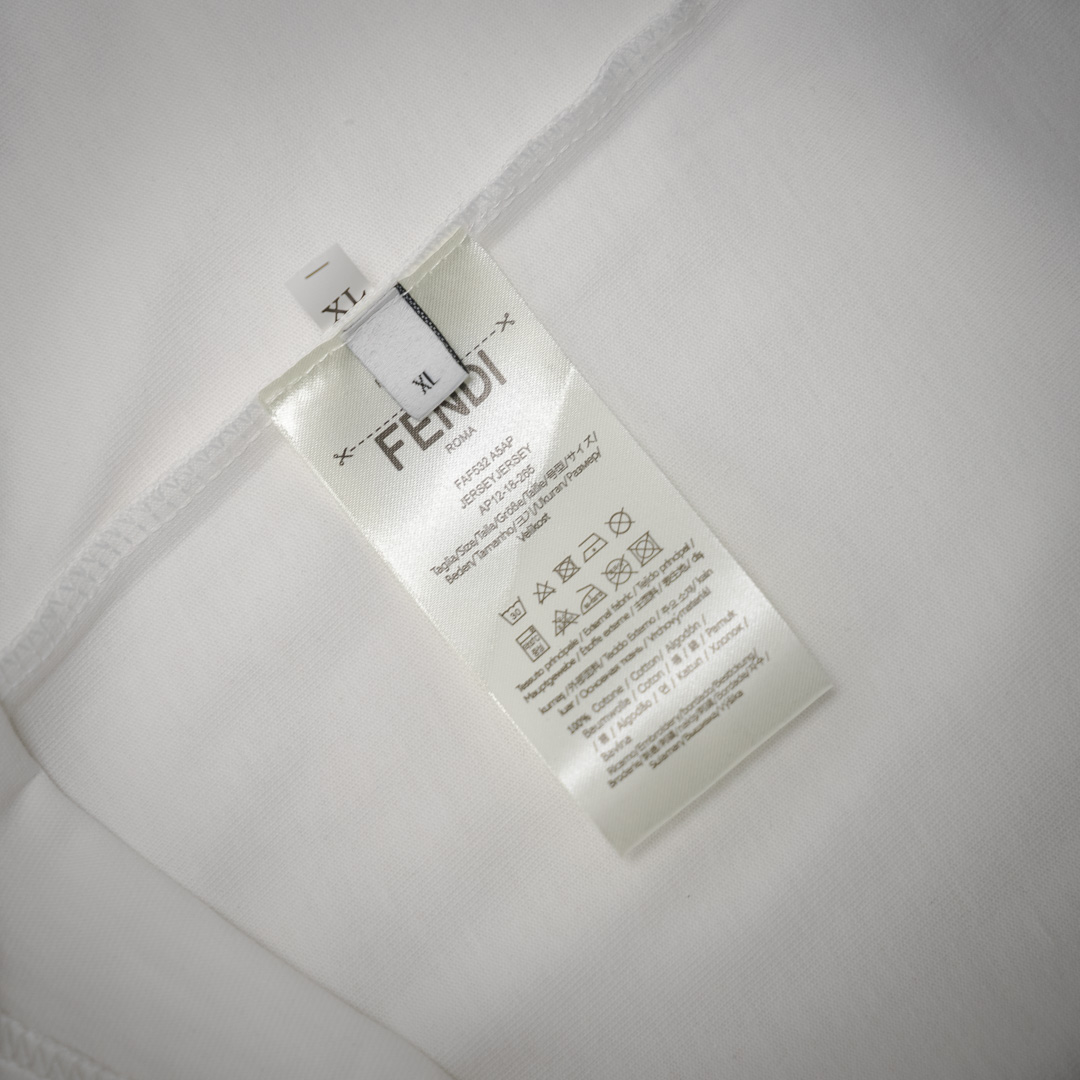 Fendi/芬迪 25ss 个性简约F字母短袖T恤