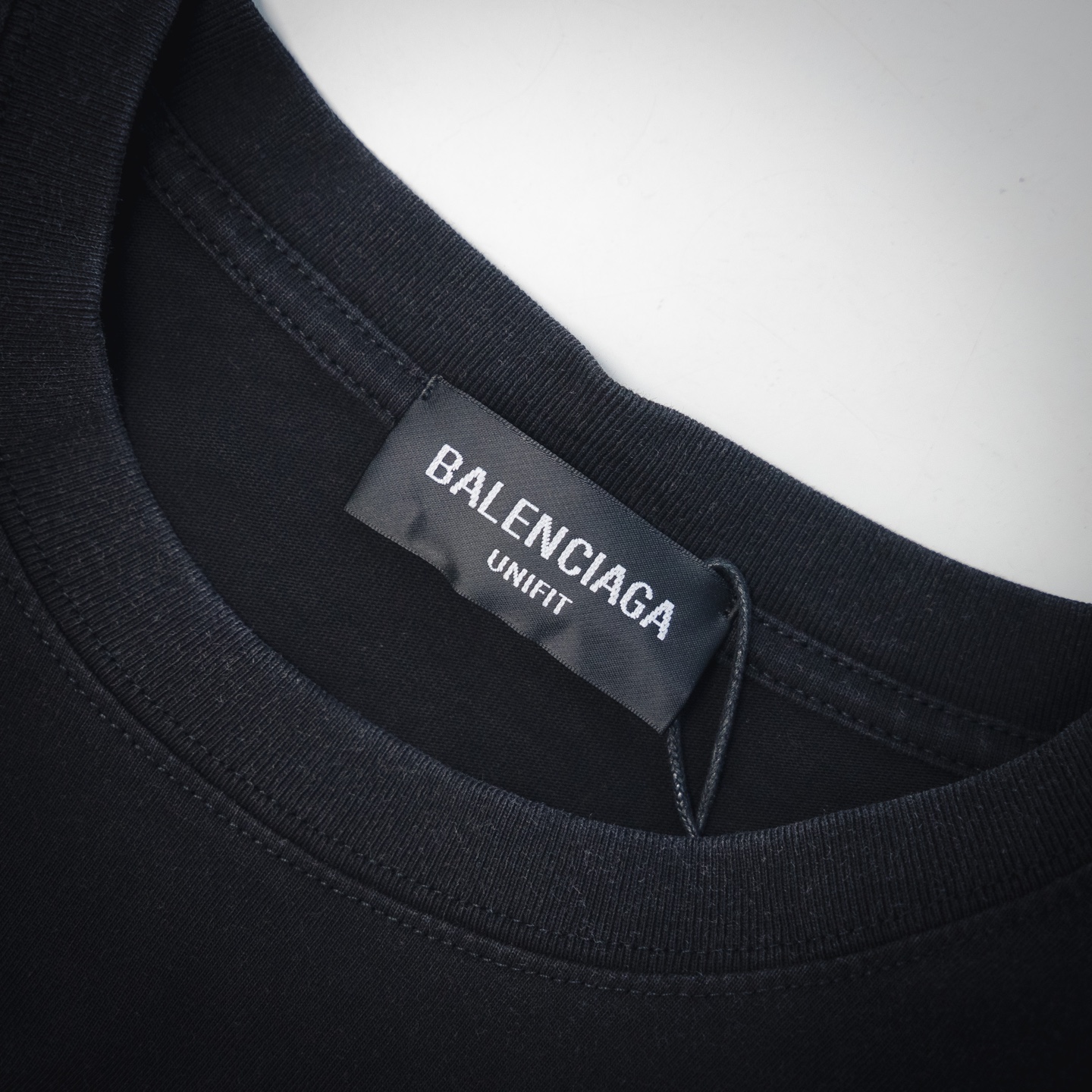 Balenciaga 巴黎世家 BLCG 25SS 水洗8字草写字母印花短袖T恤