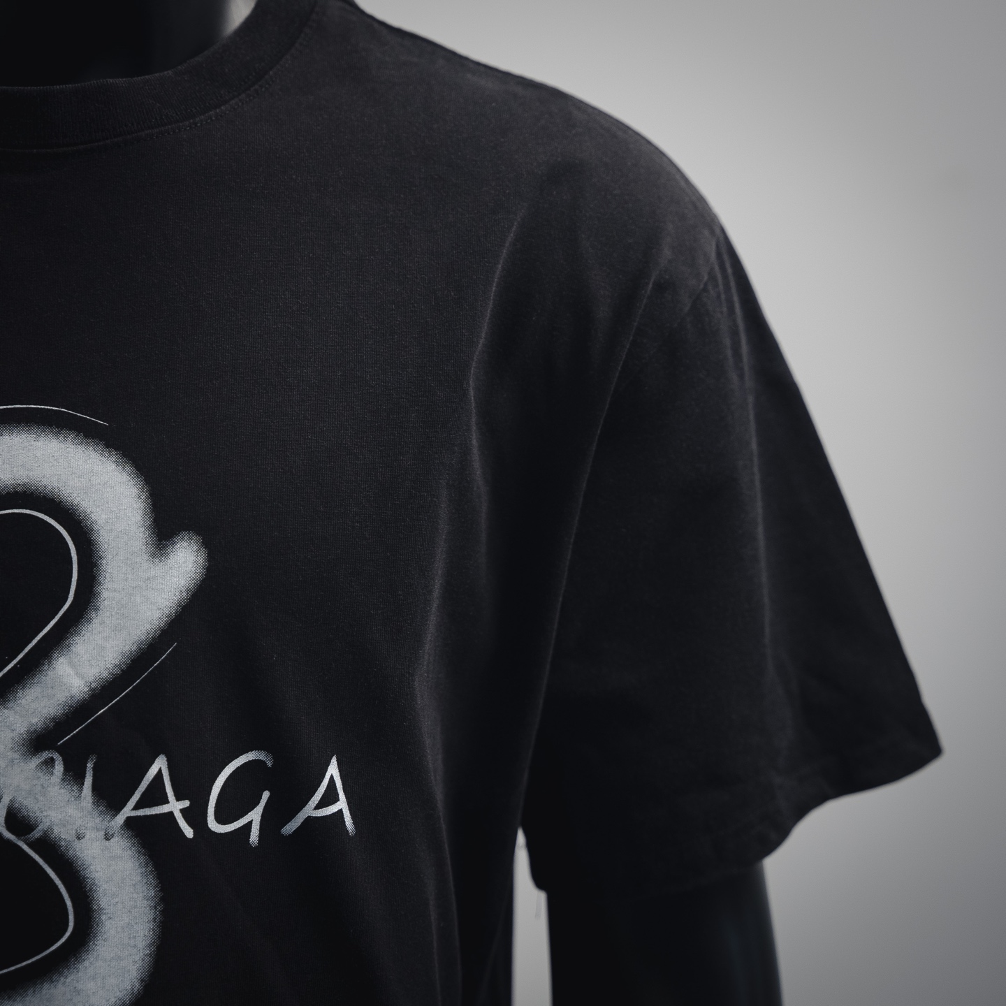 Balenciaga 巴黎世家 BLCG 25SS 水洗8字草写字母印花短袖T恤