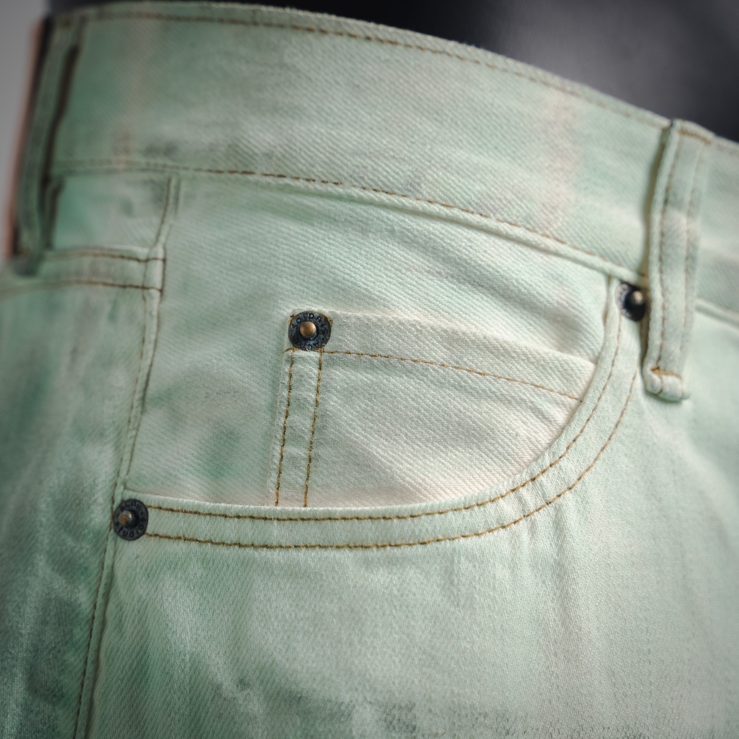 Acnestudios 1981M25ss不规则做旧手工夜光牛仔裤