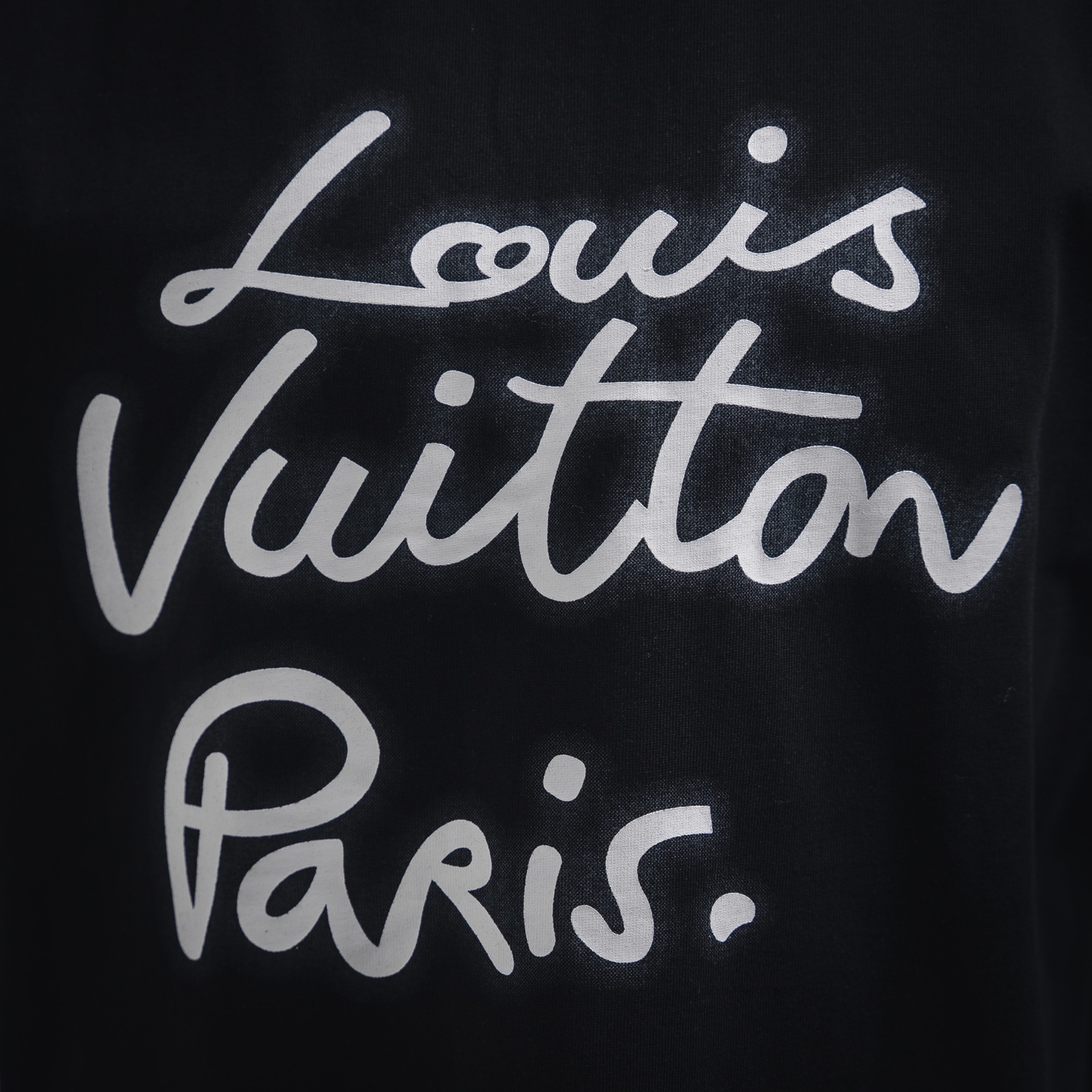 LOUIS VUITTON路易威登 LV霓虹标识短袖T恤-Chinese UA Cheap High Quatity Brand Clothes Bags handbags Sneakers wholesale wholesaler seller from China Factory suppliers Fashion Clothing Shoes best Quality Beautiful Price LOUIS VUITTON路易威登 LV霓虹标识短袖T恤