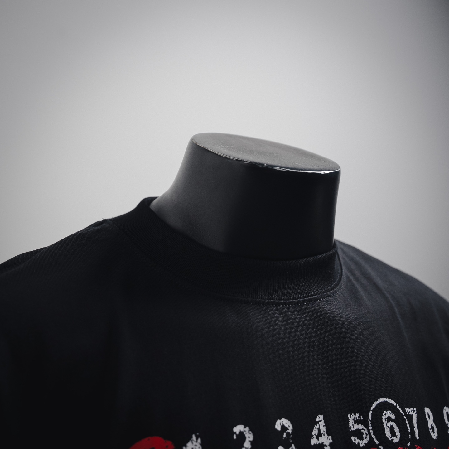 SUPREME X Maison Margiela马吉拉MM6 字母数字破损短袖T恤