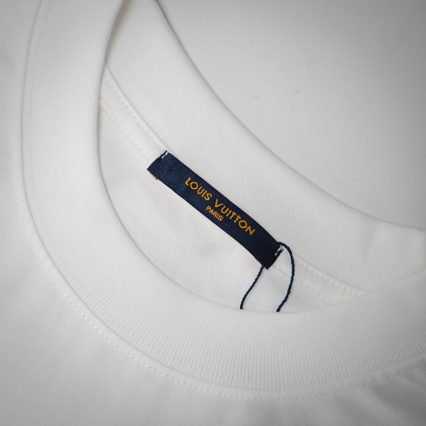 Louis Vuitton/路易威登 25ss 椰树字母logo发泡印花短袖 黑色 白色