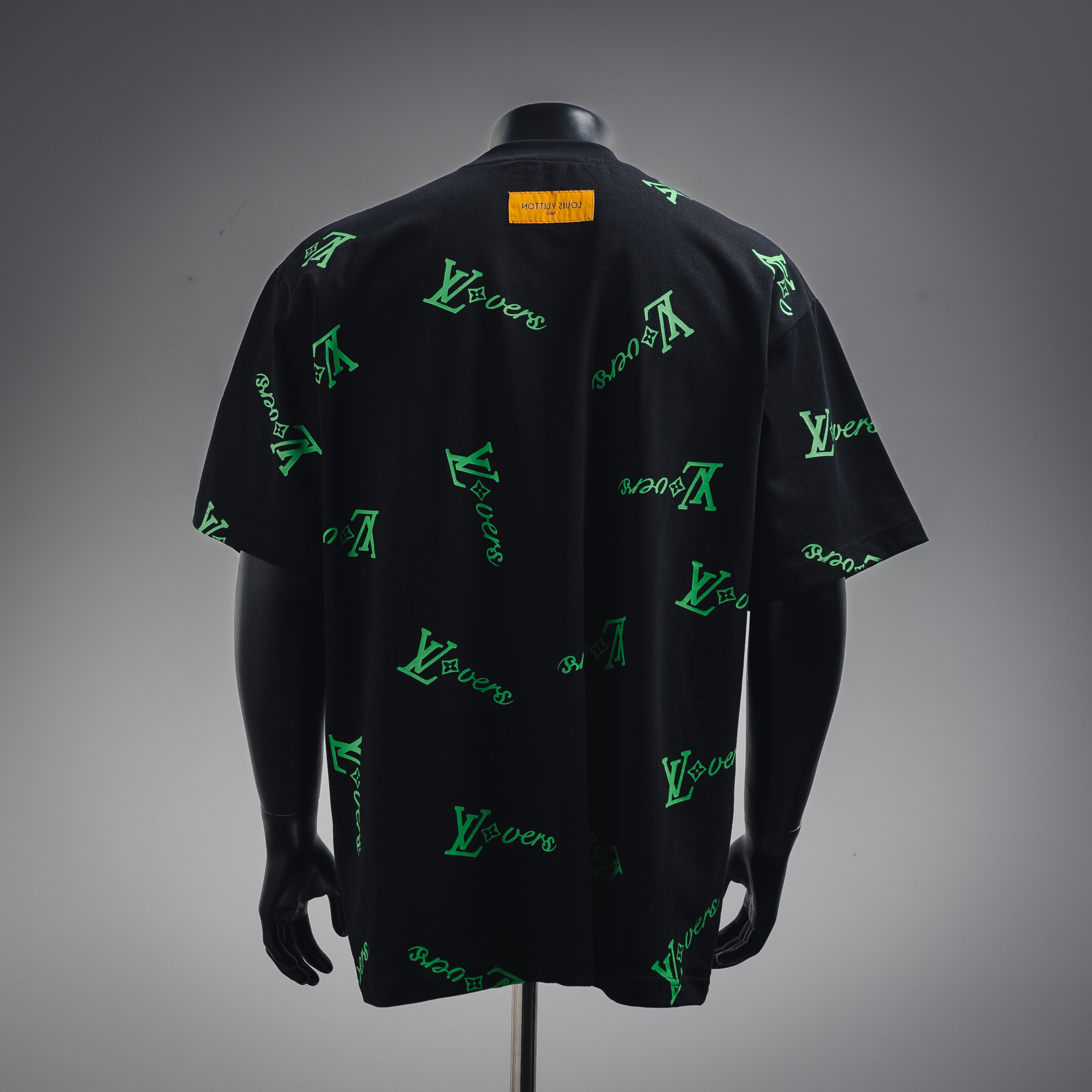Louis Vuitton/路易威登 2025ss绿色满印logo短袖T恤 黑色 白色
