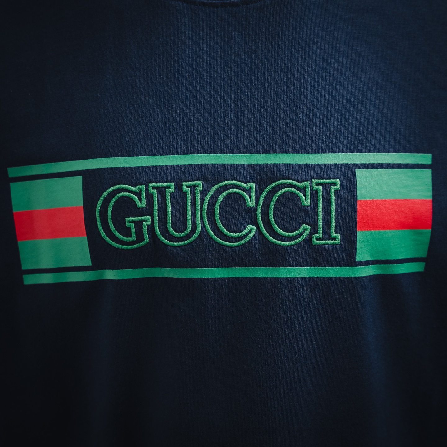 (刺绣版) Gucci/古驰 25ss 镂空字母刺绣logo短袖T恤