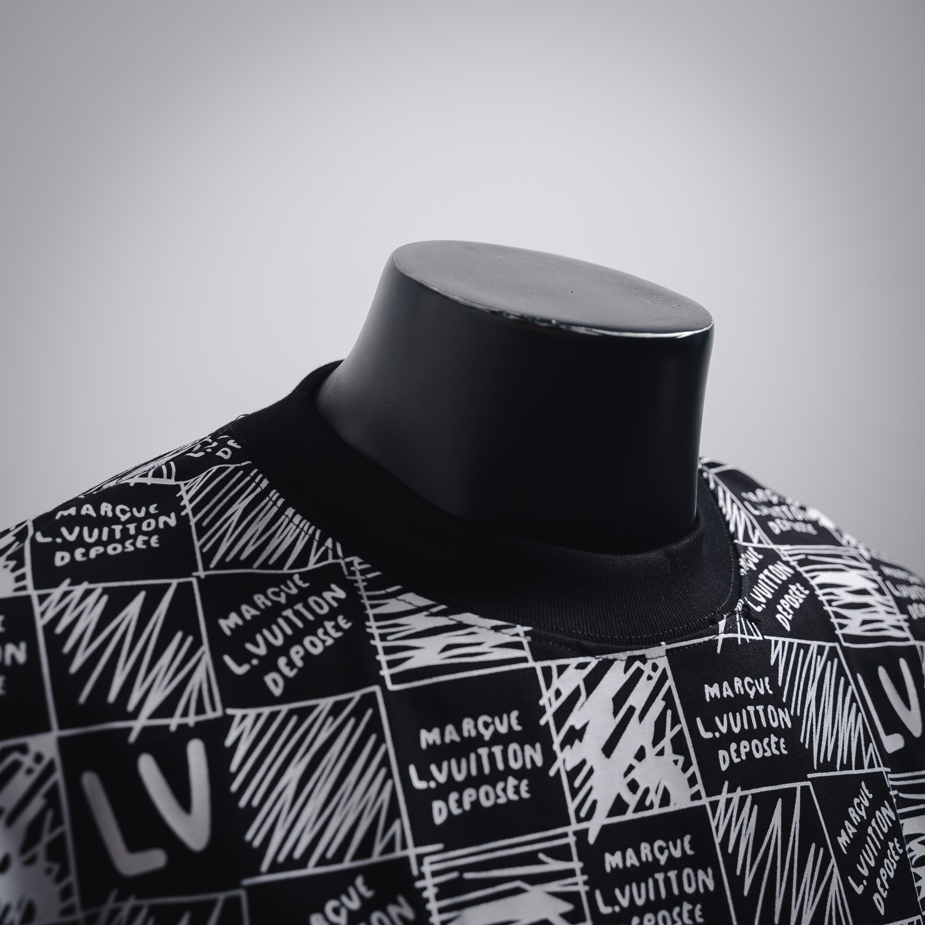 Louis Vuitton/路易威登 2025ss渐变棋盘短袖T恤