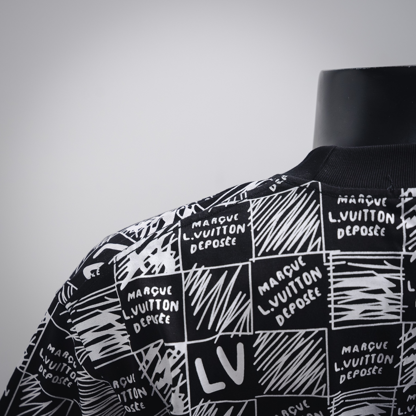 Louis Vuitton/路易威登 2025ss渐变棋盘短袖T恤