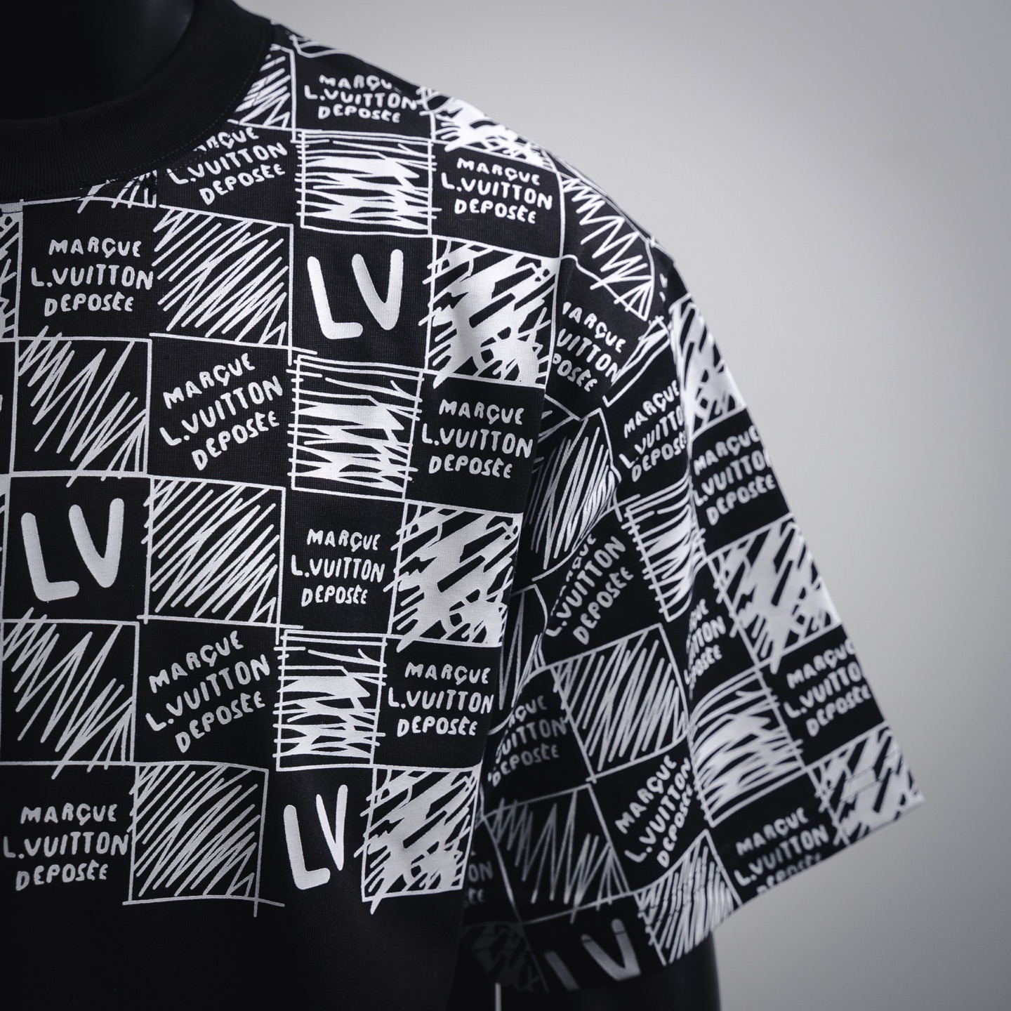 Louis Vuitton/路易威登 2025ss渐变棋盘短袖T恤