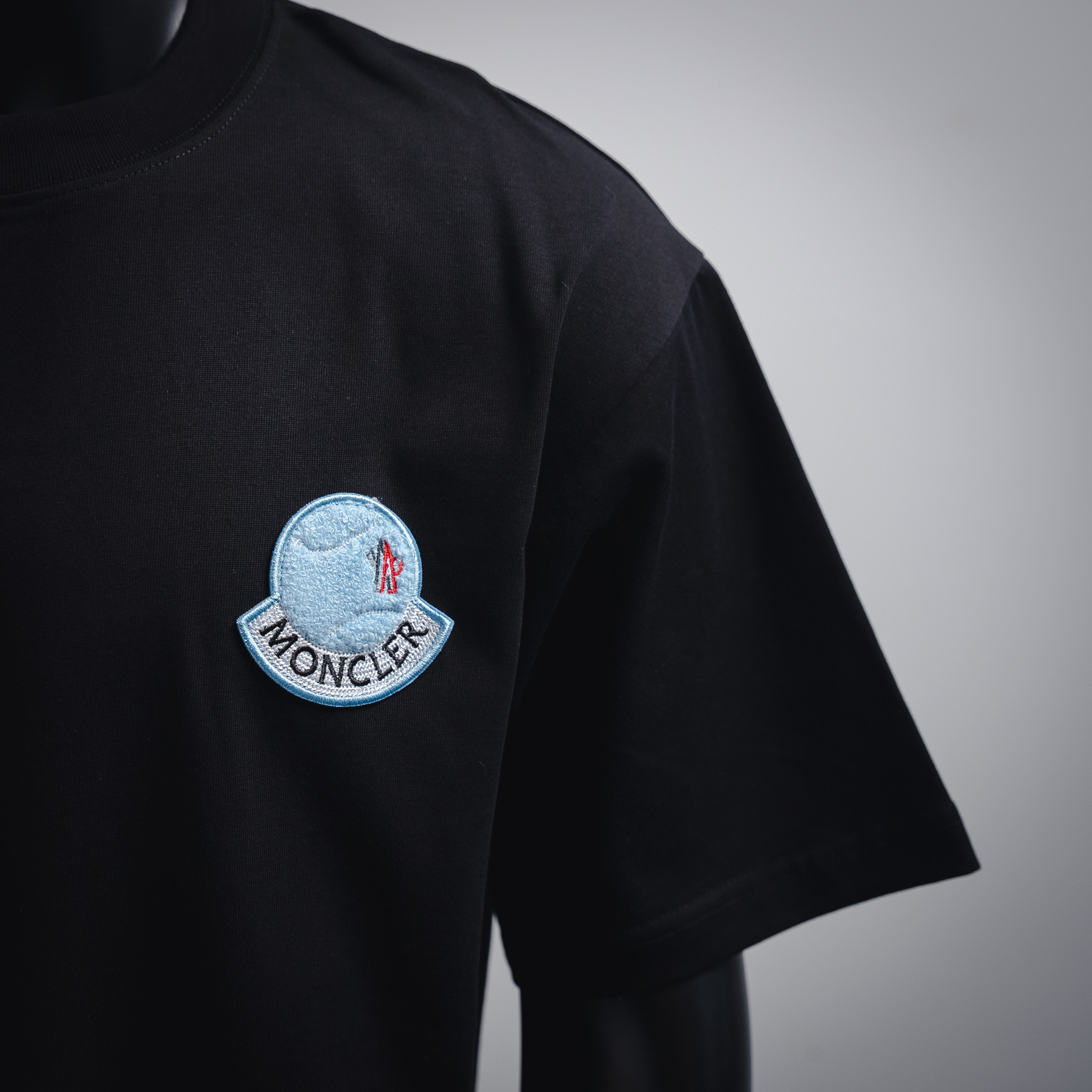 Moncler/蒙口2025ss毛巾绣签名logo短袖t恤 黑色/白色