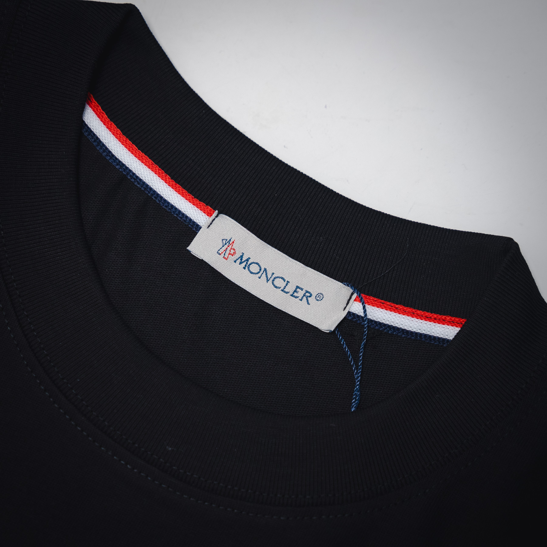 Moncler/蒙口2025ss毛巾绣签名logo短袖t恤 黑色/白色