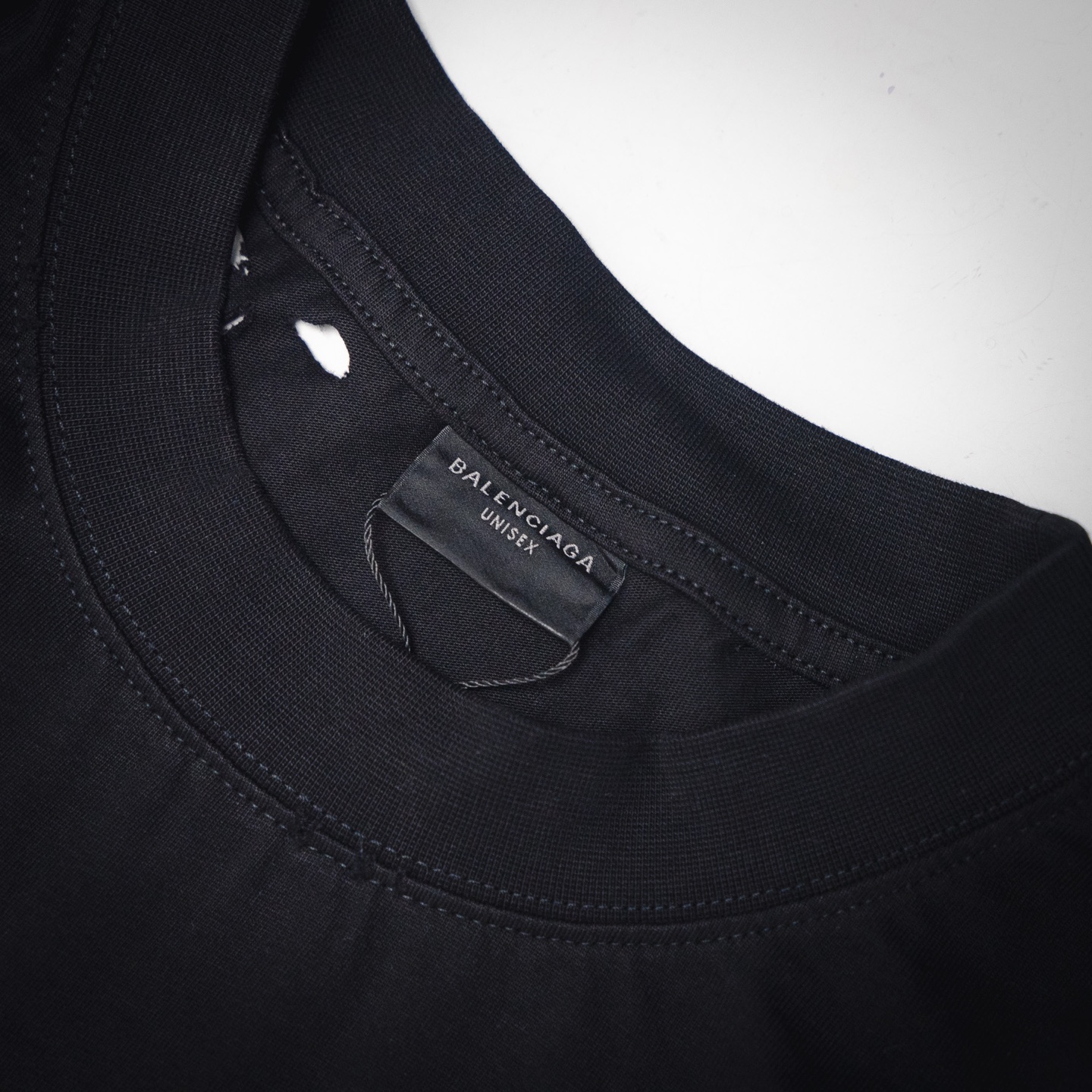 Balenciaga/巴黎世家 25ss金沙闪粉割破工艺短袖T恤