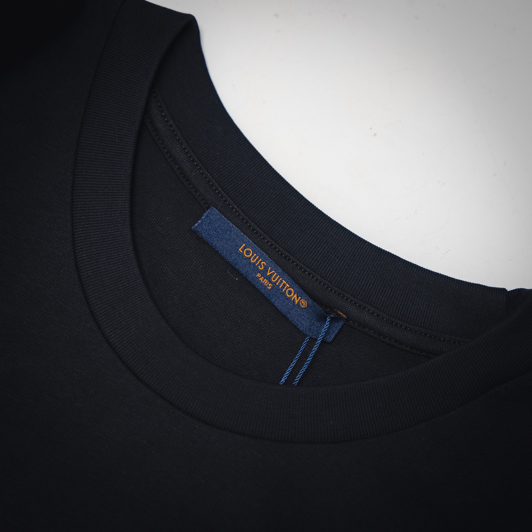 Louis Vuitton/路易威登25ss 刺绣艺术字母logo短袖T恤