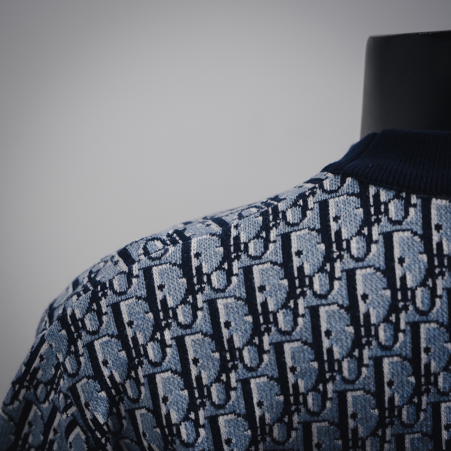 Dior迪奥CD 25ss满印提花logo针织短袖T恤 袖口和底边