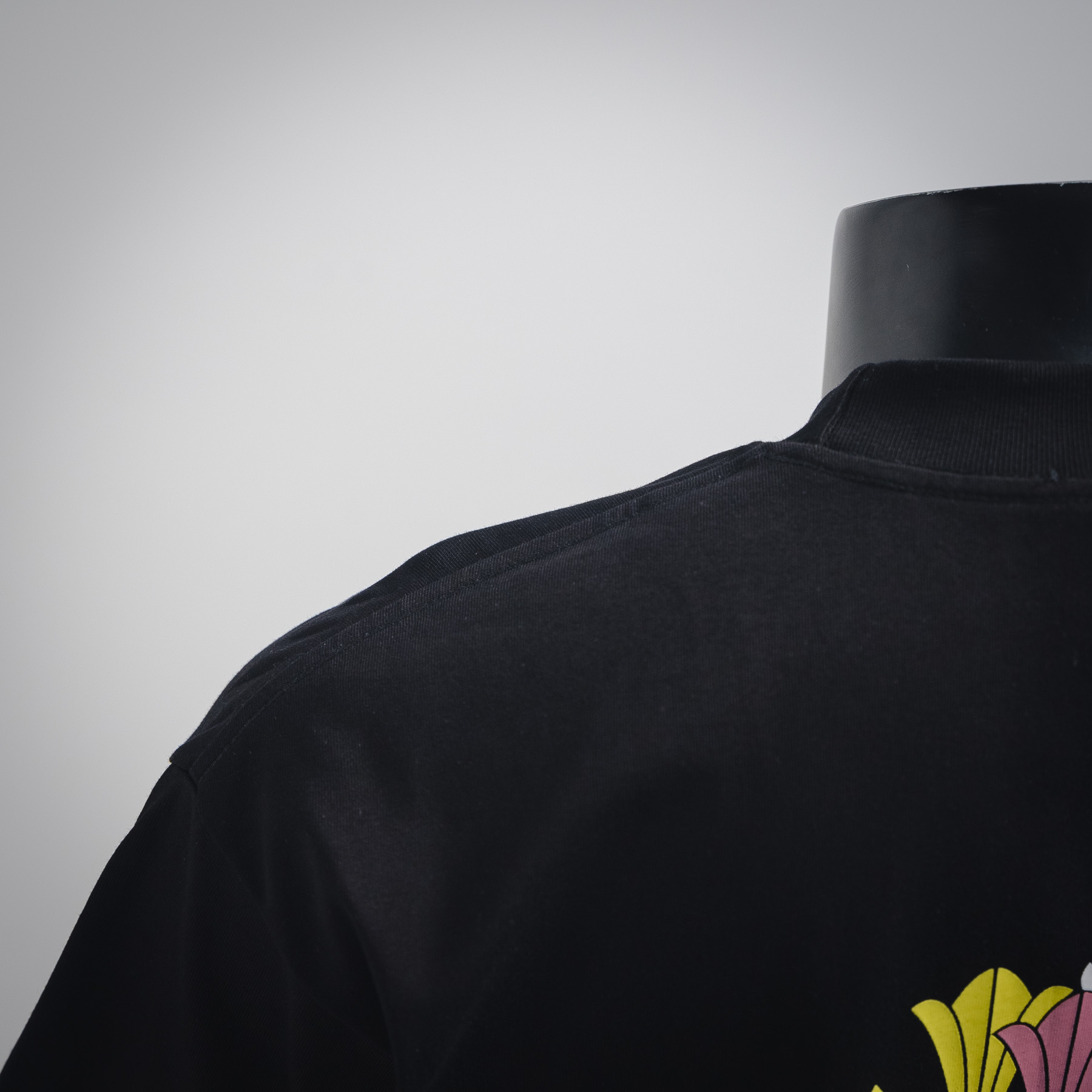 Chrome Hearts 克罗心 23SS 彩色十字架印花短袖T恤 黑色 白色-Chinese UA Cheap High Quatity Brand Clothes Bags handbags Sneakers wholesale wholesaler seller from China Factory suppliers Fashion Clothing Shoes best Quality Beautiful Price Chrome Hearts 克罗心 23SS 彩色十字架印花短袖T恤 黑色 白色