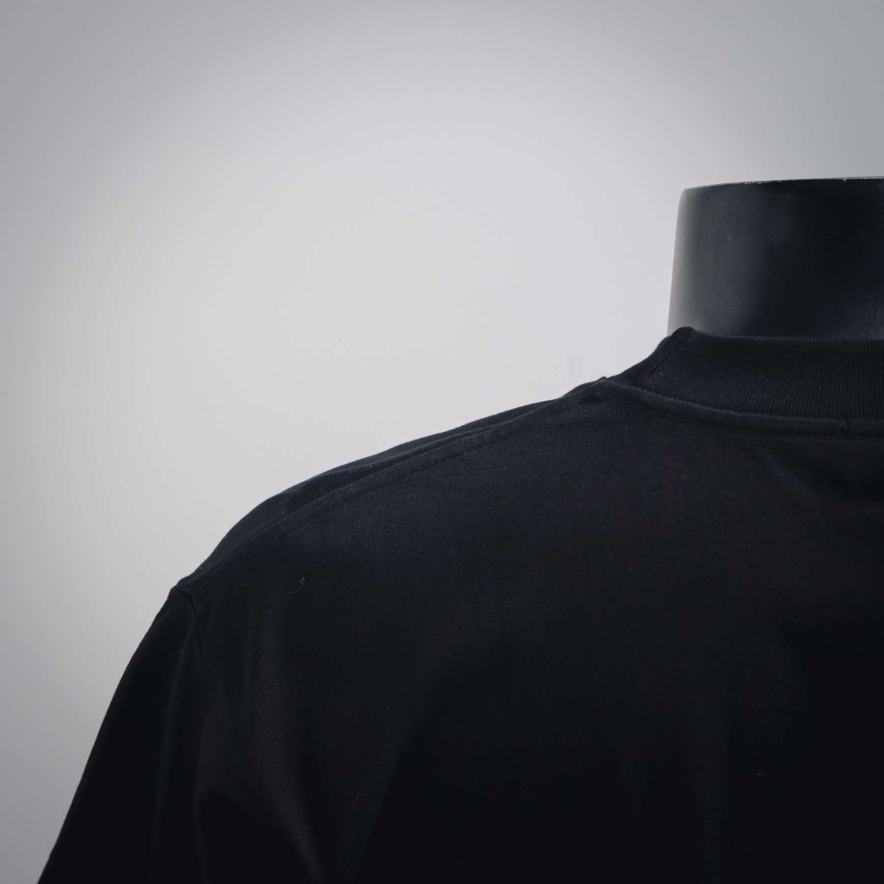 Fendi/芬迪25ss FF 印花logo短袖T恤 黑色/白色