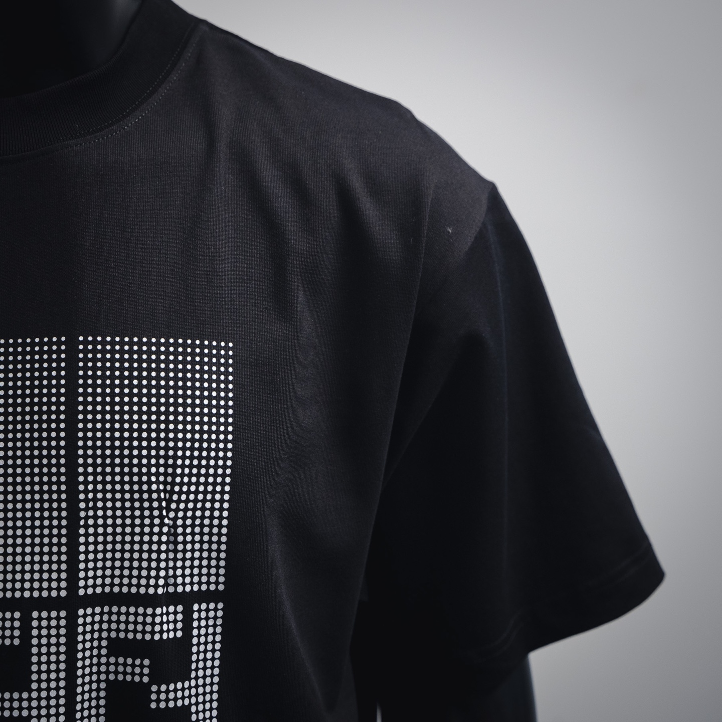 Fendi/芬迪25ss FF 印花logo短袖T恤 黑色/白色