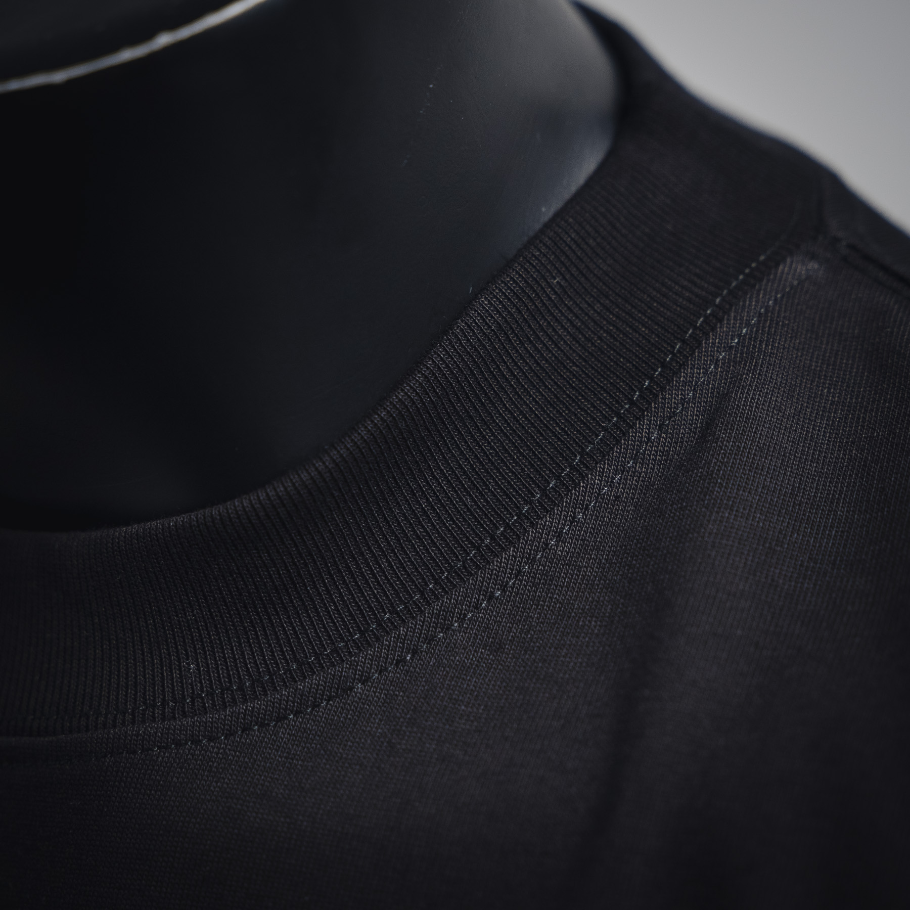 Fendi/芬迪25ss FF 印花logo短袖T恤 黑色/白色