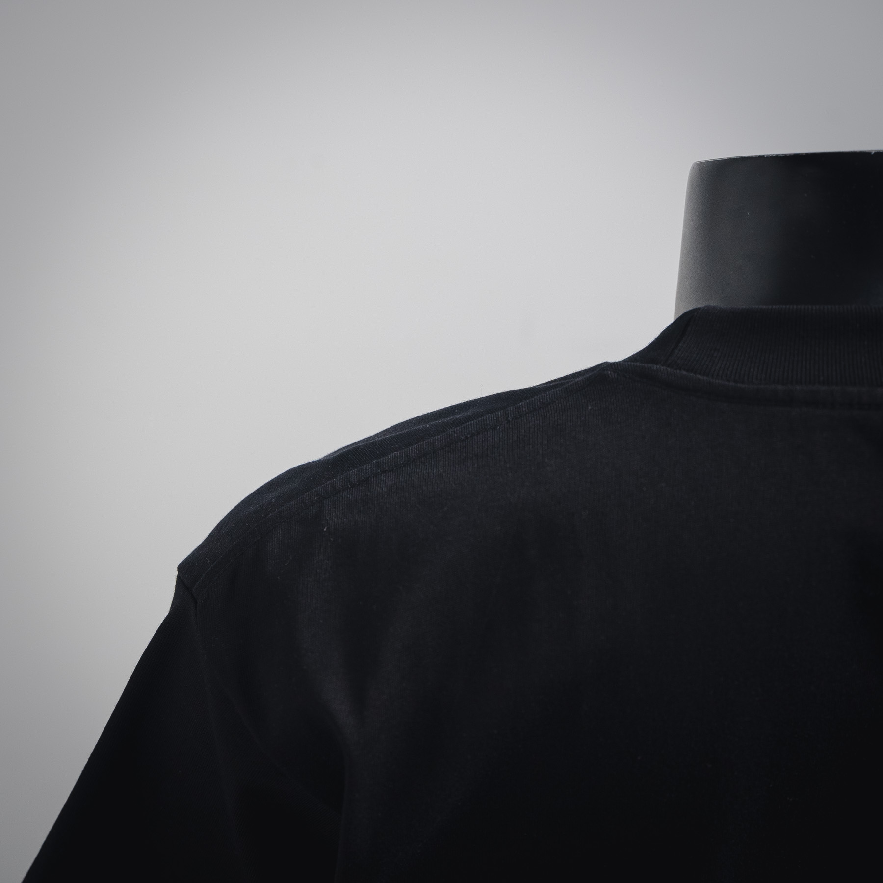 Moncler/蒙口2025ss手绘大logo印花短袖T恤