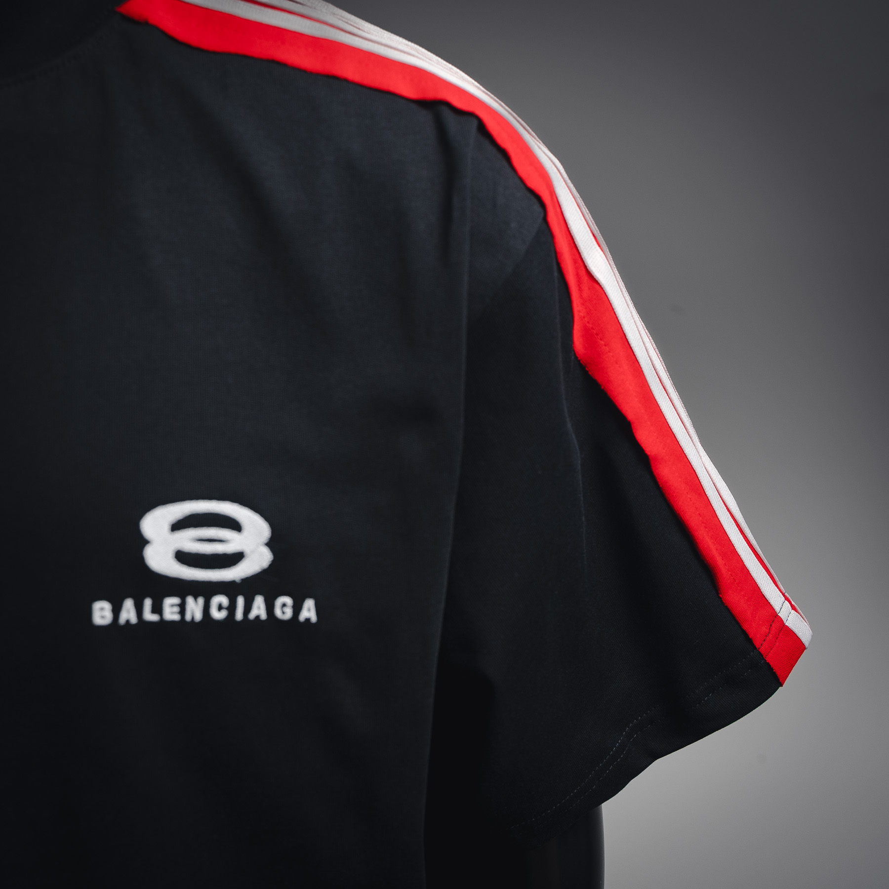 Balenciaga/巴黎世家 25ss新款拼接条纹双环短袖T恤