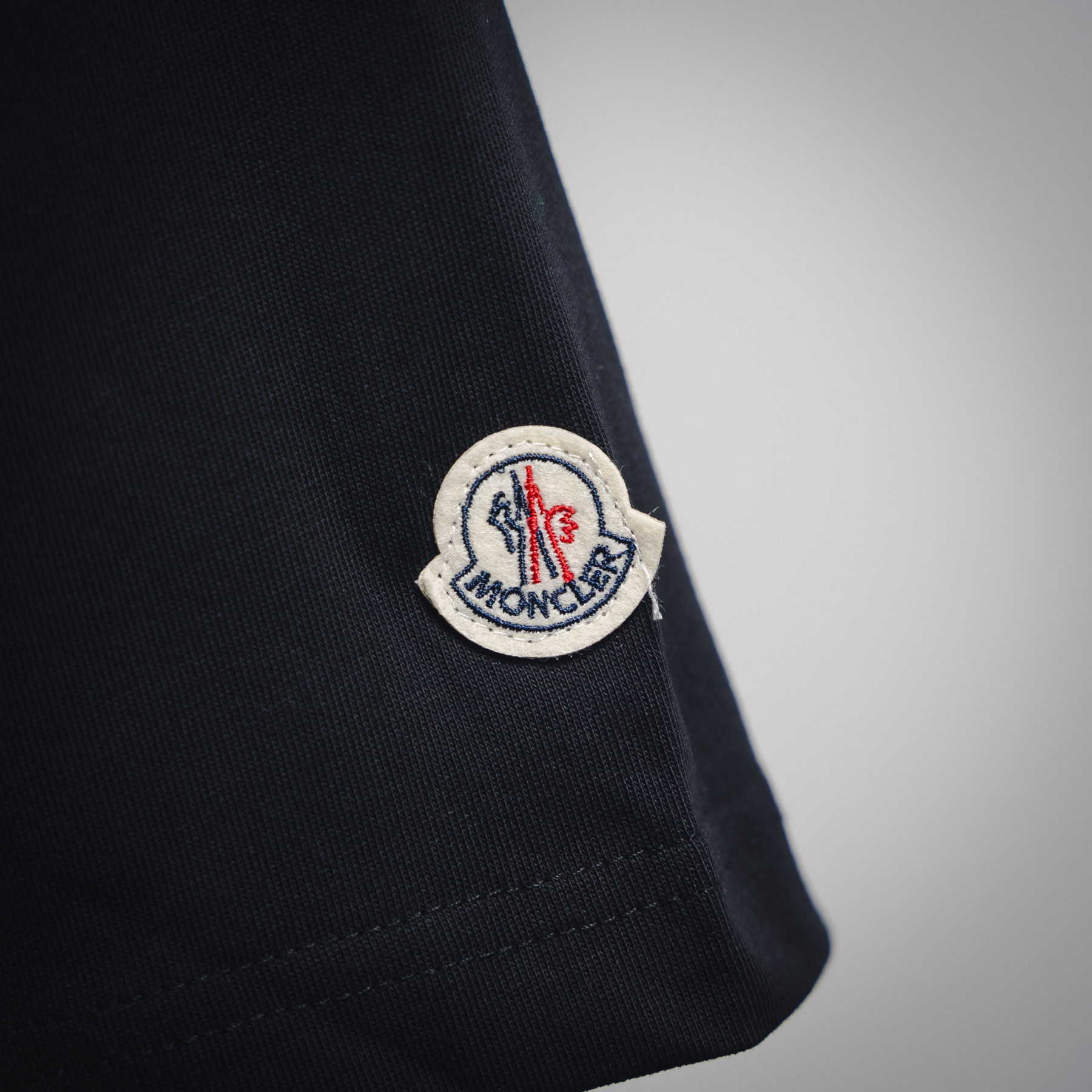 Moncler/蒙口 25ss 领口字母徽标印花短袖T恤