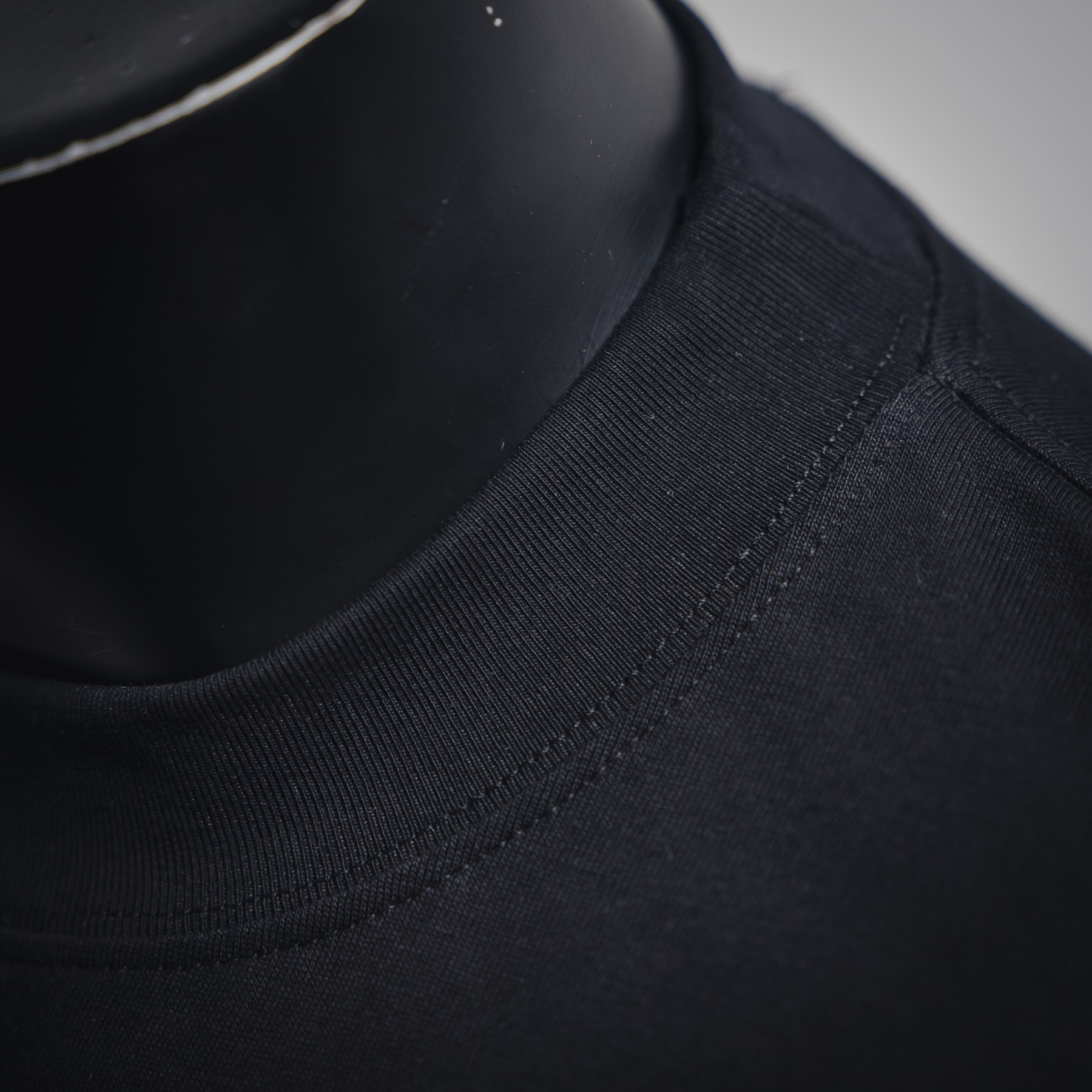 BOTTEGA VENETA葆蝶家BV 25SS小蛇图案字母刺绣短袖T恤