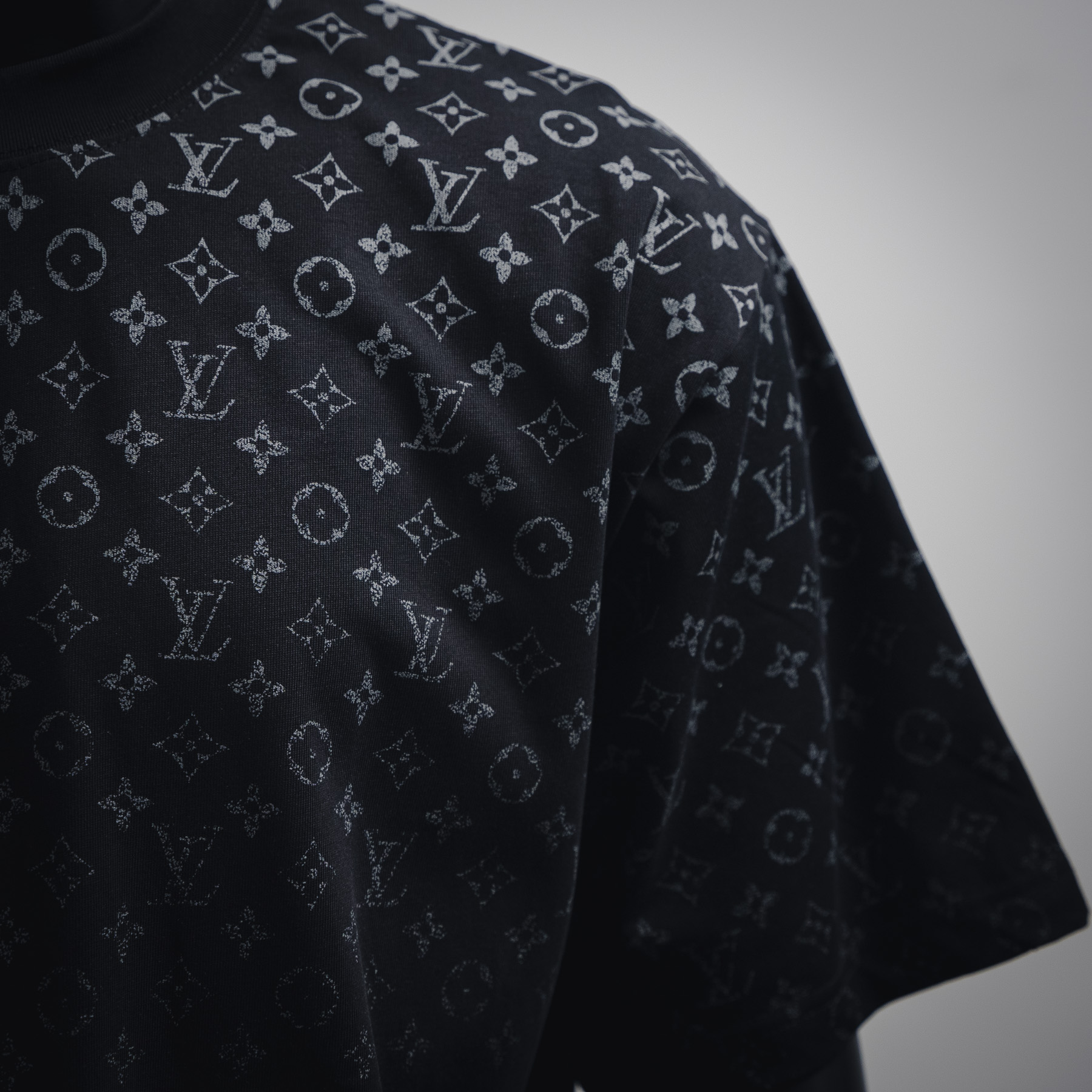 LOUIS VUITTON 路易威登LV 25ss渐变肩字短袖T恤