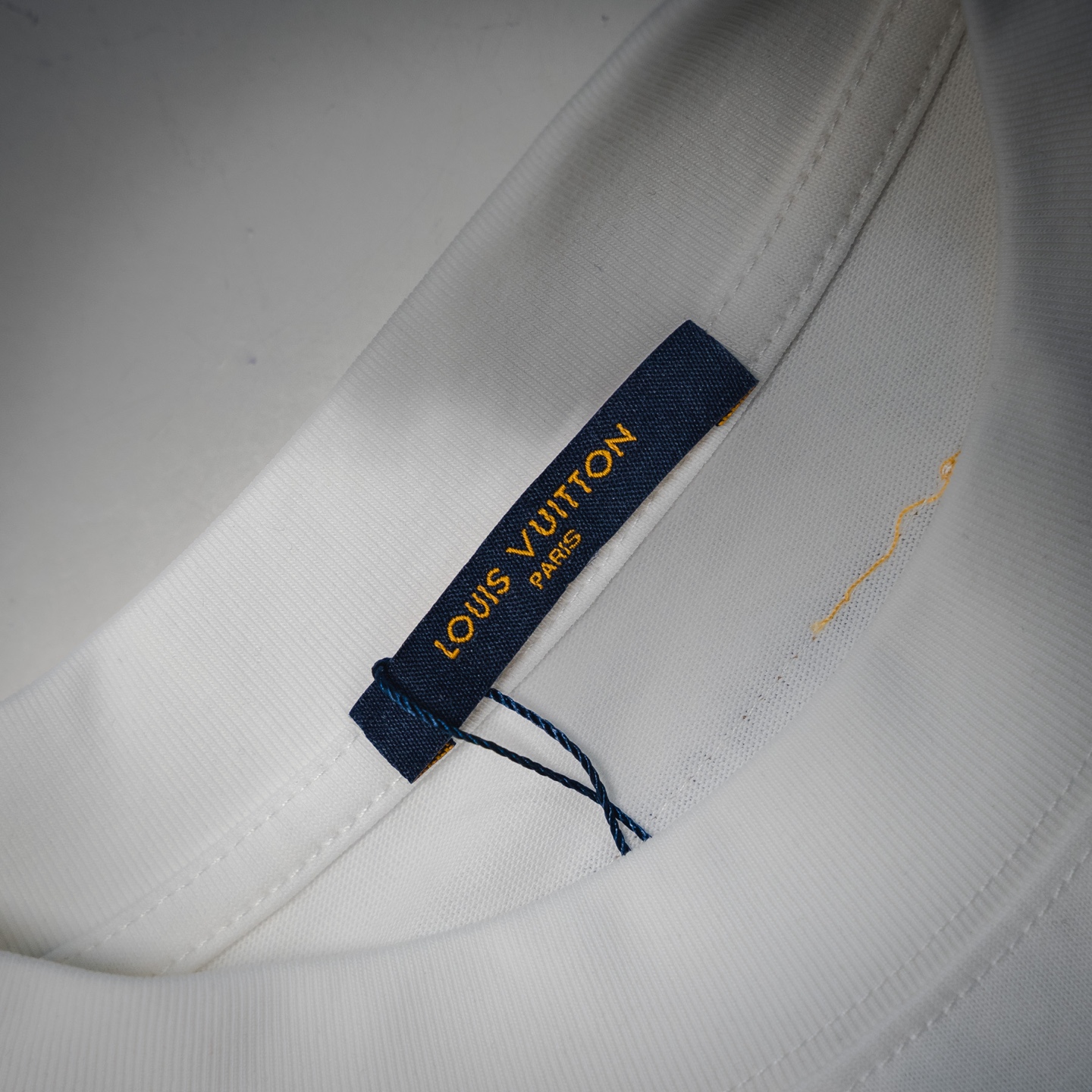 LOUIS VUITTON/路易威登LV 梦想标语短袖T恤-Chinese UA Cheap High Quatity Brand Clothes Bags handbags Sneakers wholesale wholesaler seller from China Factory suppliers Fashion Clothing Shoes best Quality Beautiful Price LOUIS VUITTON/路易威登LV 梦想标语短袖T恤