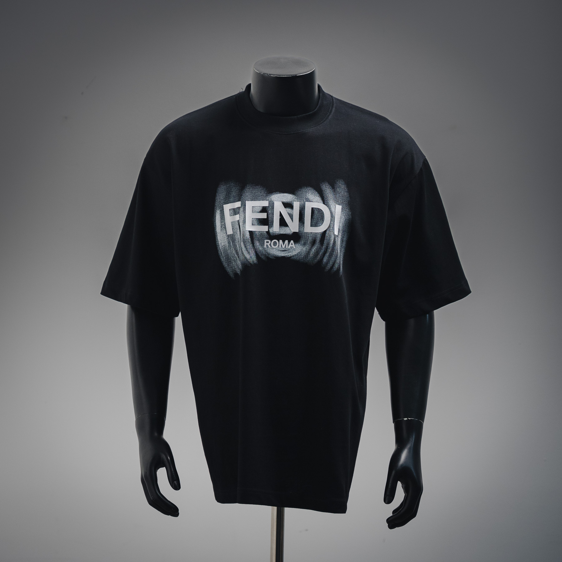 Fendi/芬迪25ss渲染字母logo短袖T恤