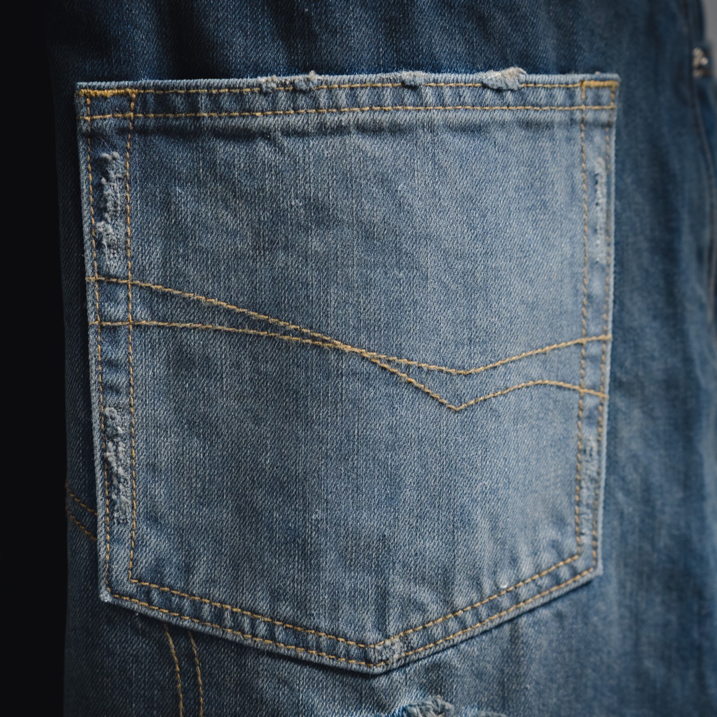 Balenciaga巴黎世家 Baggy SS25 High Summer 做旧磨损牛仔短裤
