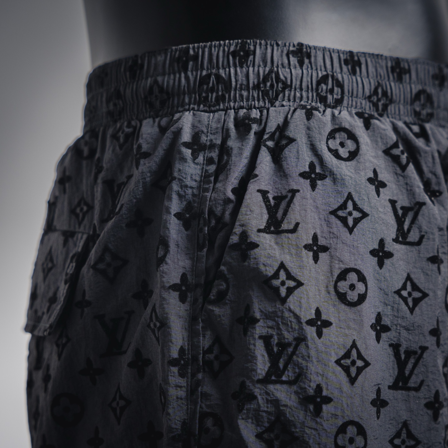 Louis Vuitton/路易威登 25ss 植绒满印提花短裤