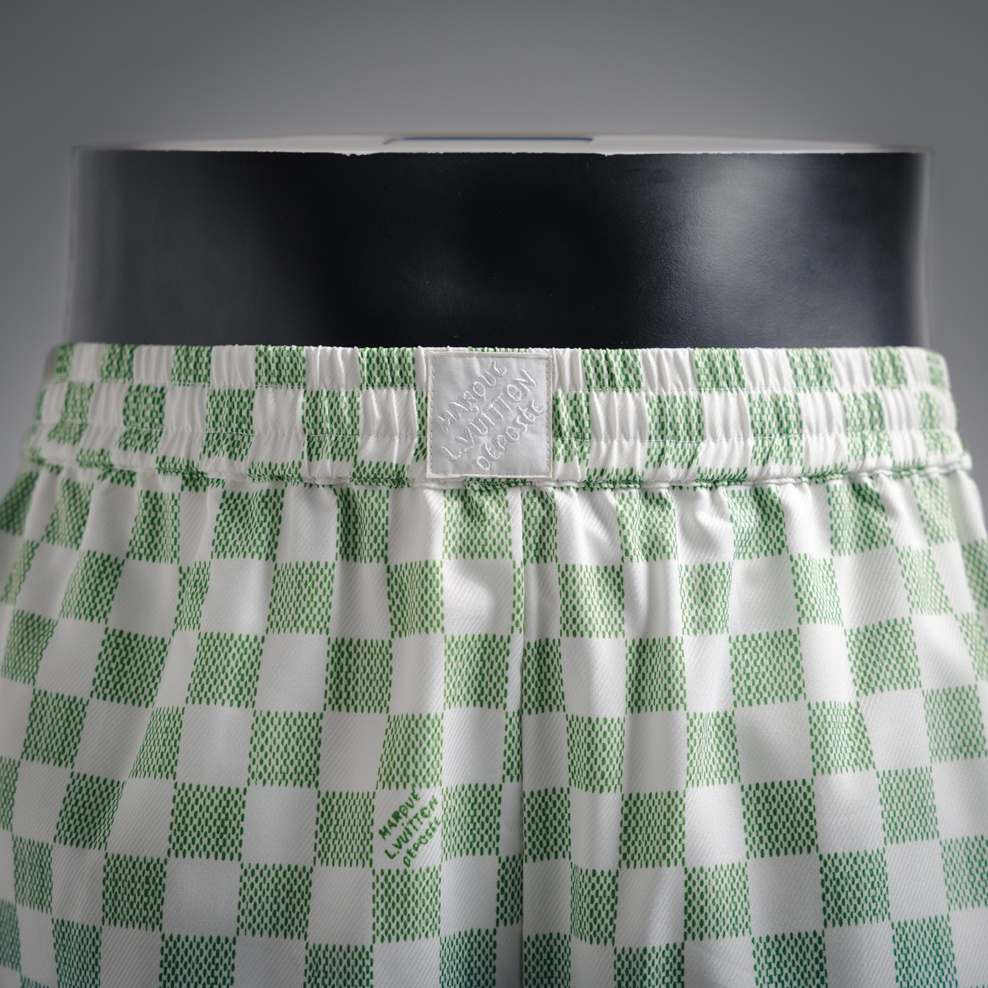 Louis Vuitton/路易威登 25ss桑蚕丝渐变短裤