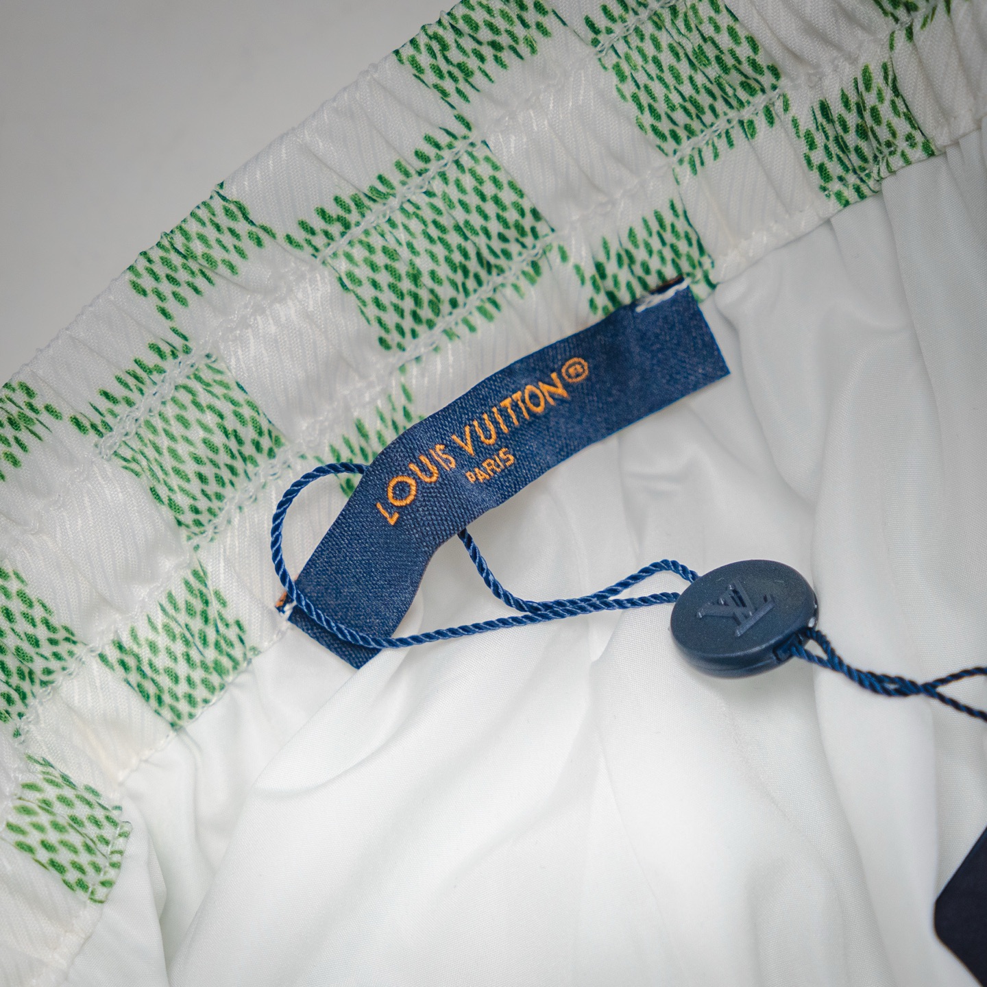 Louis Vuitton/路易威登 25ss桑蚕丝渐变短裤