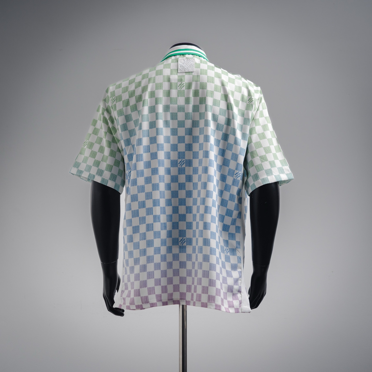 Louis Vuitton/路易威登 25ss桑蚕丝渐变翻领衬衫