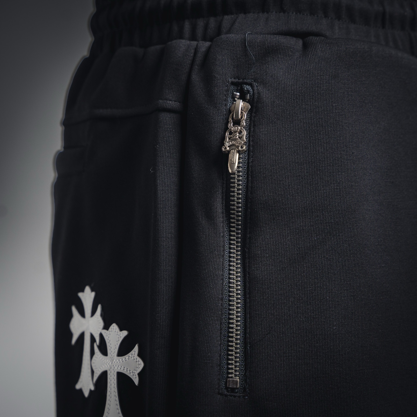 Chrome Hearts克罗心ch刺绣白标梵文短裤 手摇贴定制皮标梵文刺绣 黑色