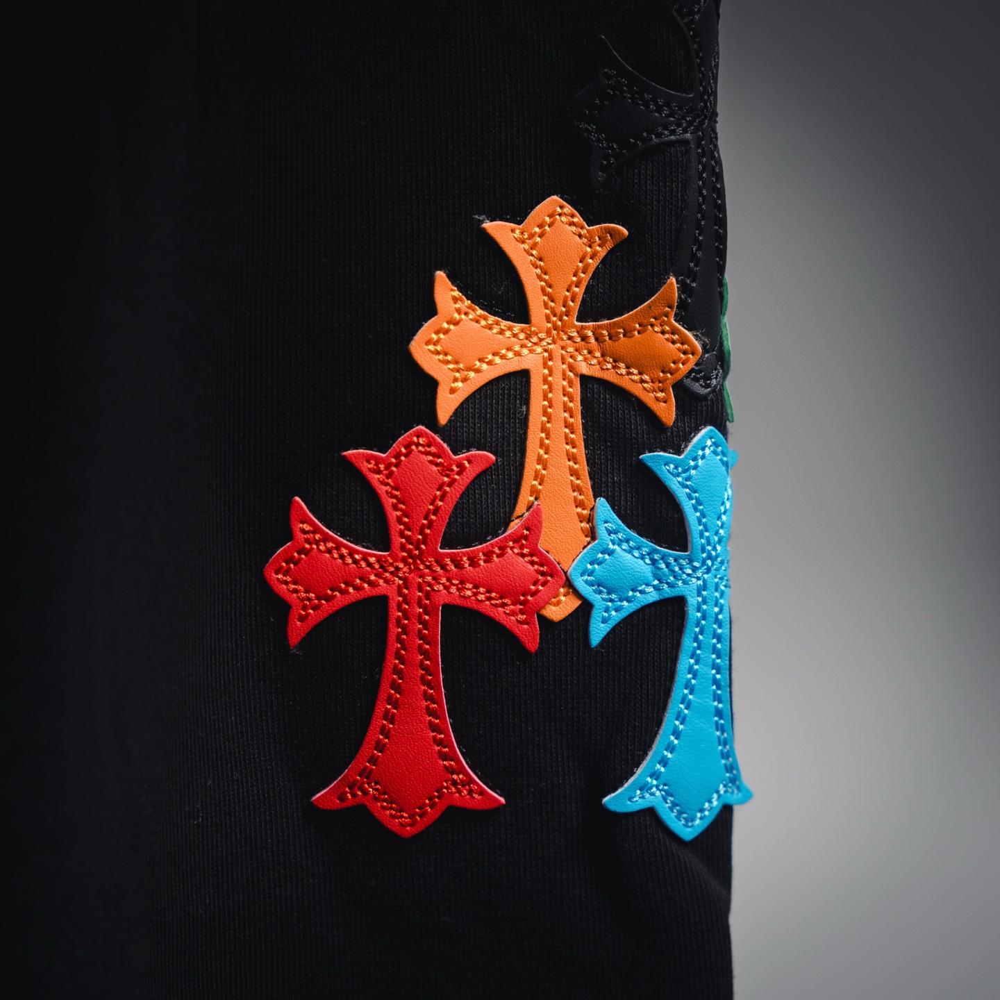 Chrome Hearts克罗心CH 25ss刺绣七彩皮标短裤 手摇贴定制皮标梵文刺绣黑色