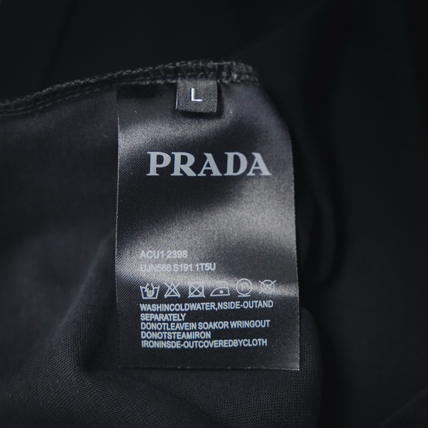 Prada/普拉达 25ss 3D重影字母刺绣短袖T恤白色 黑色-Chinese UA Cheap High Quatity Brand Clothes Bags handbags Sneakers wholesale wholesaler seller from China Factory suppliers Fashion Clothing Shoes best Quality Beautiful Price Prada/普拉达 25ss 3D重影字母刺绣短袖T恤白色 黑色