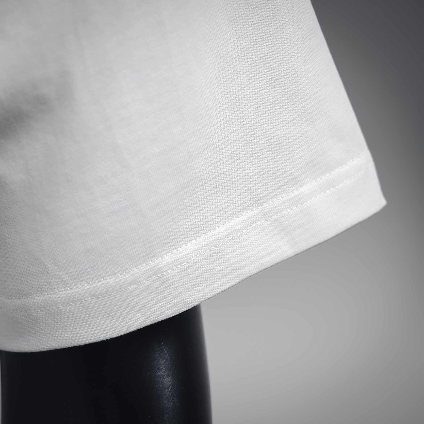 Louis Vuitton/路易威登25ss 刺绣艺术字母logo短袖T恤