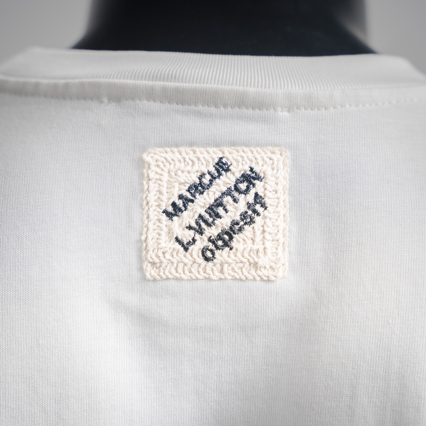 Louis Vuitton/路易威登25ss 刺绣艺术字母logo短袖T恤