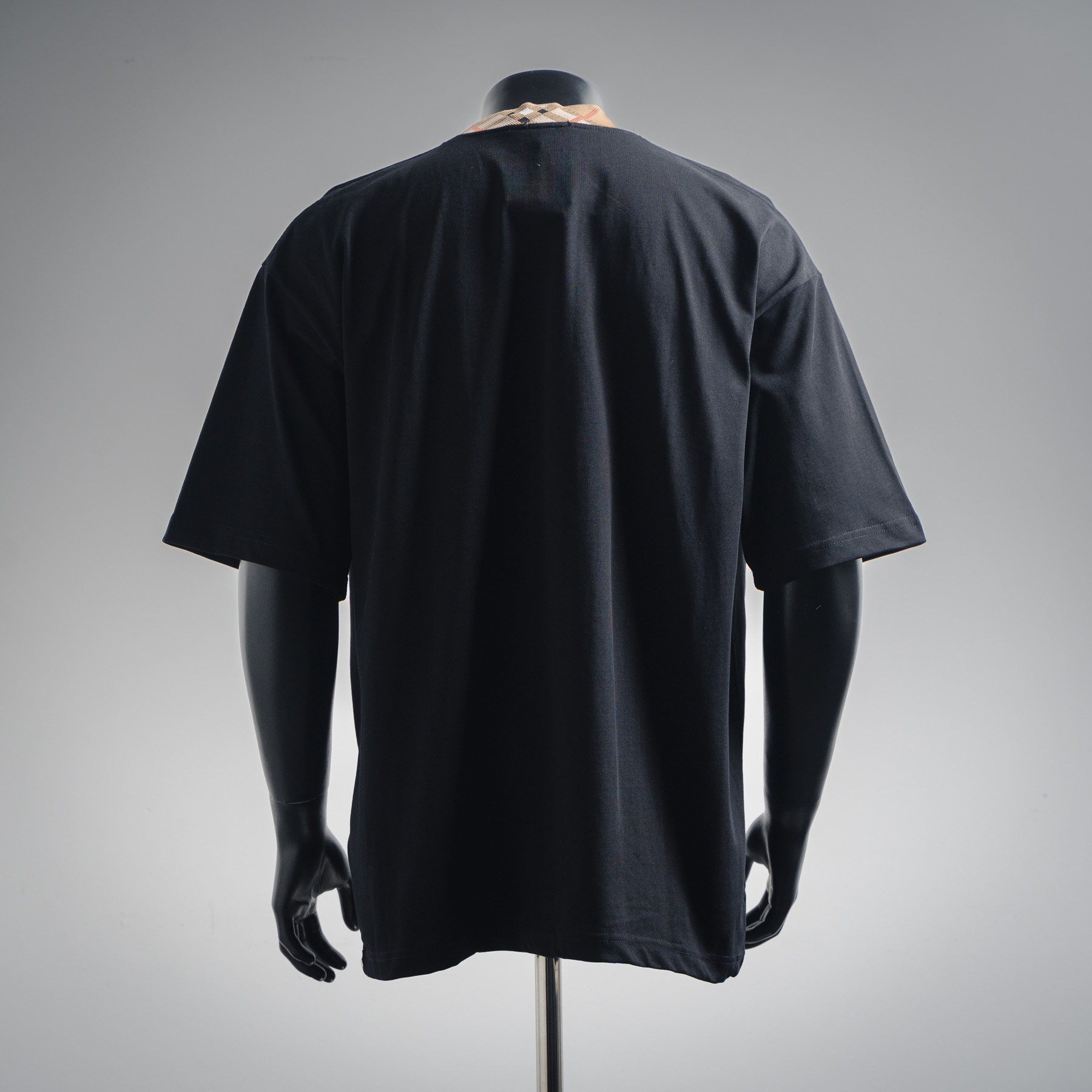 Burberry/巴宝莉 25ss 格纹领拼接短袖 BURBERRY新款圆领 T恤衫