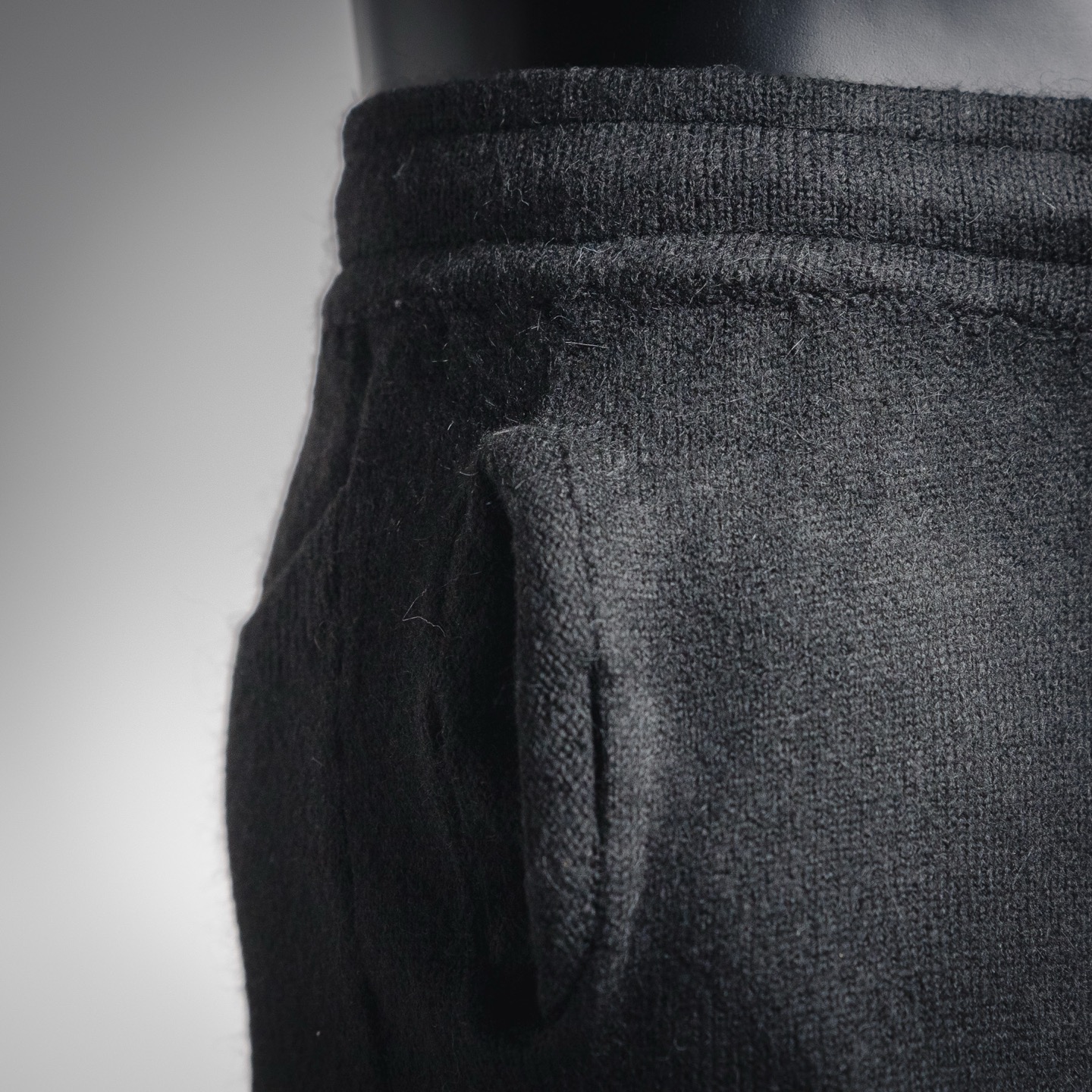 Cole buxton 新款字母标语提花毛线抽绳羊毛短裤 白级绒羊毛裤